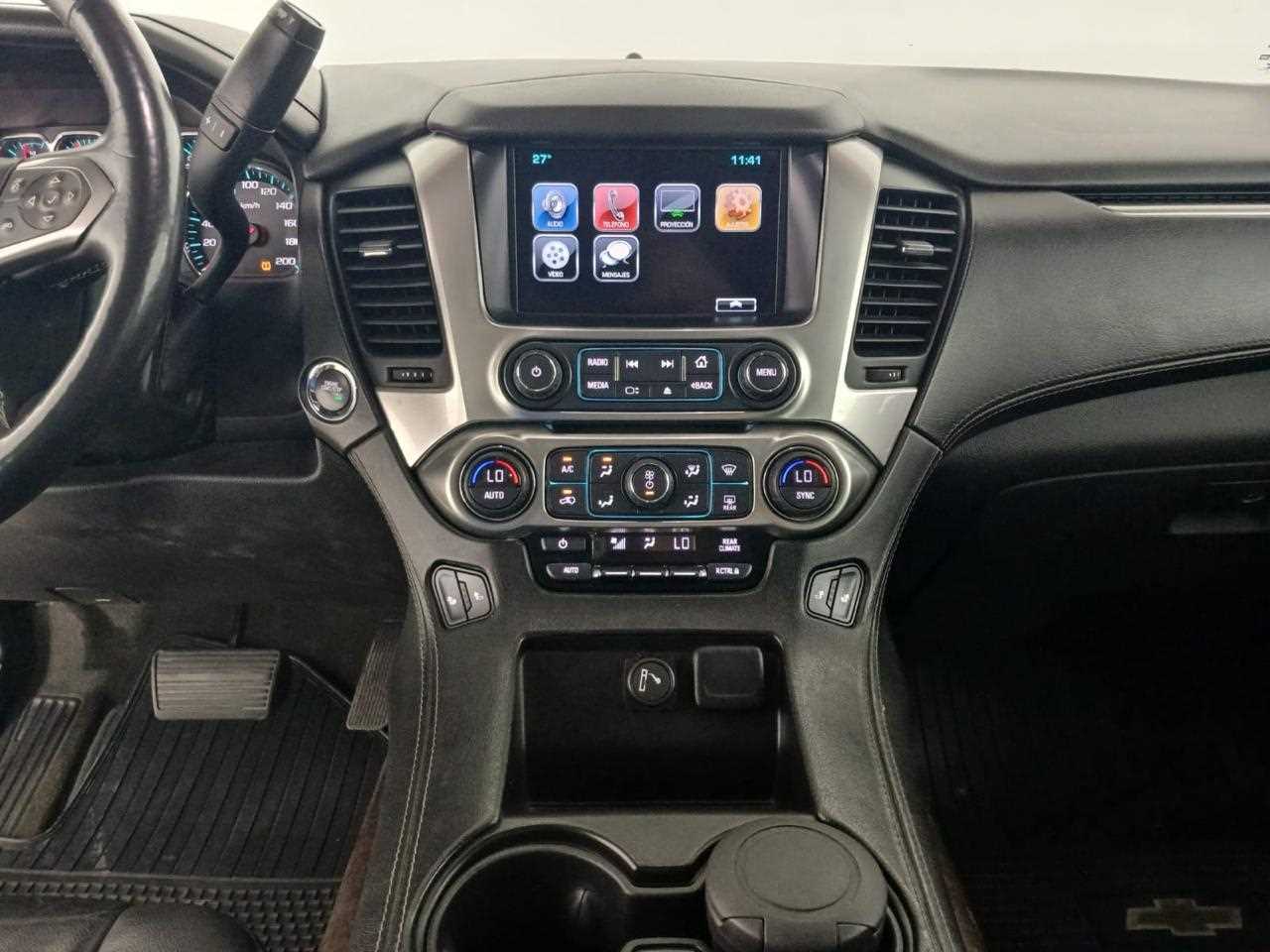 Chevrolet Suburban 2017