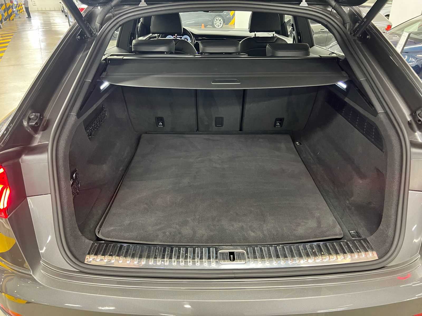 Audi Q8 2021