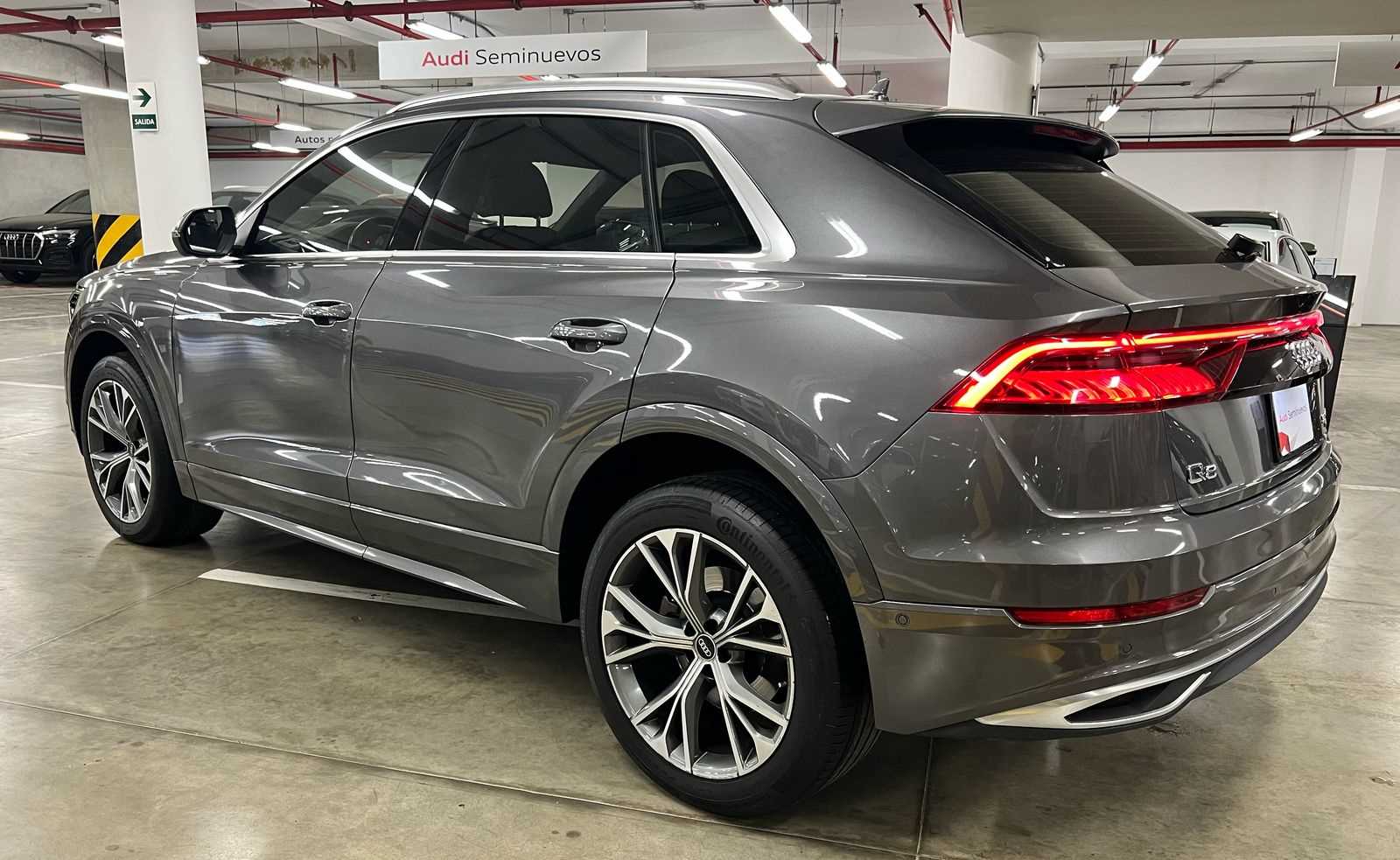 Audi Q8 2021
