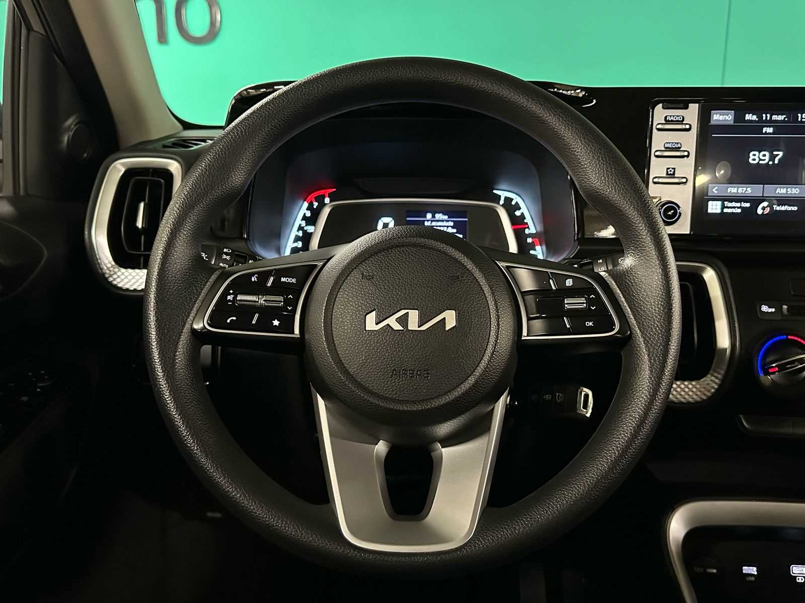 Kia New Sonet 2023