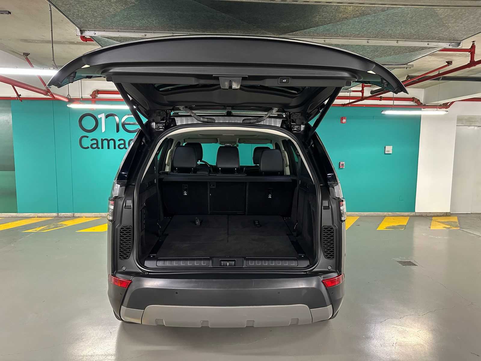 Land Rover Discovery 2019