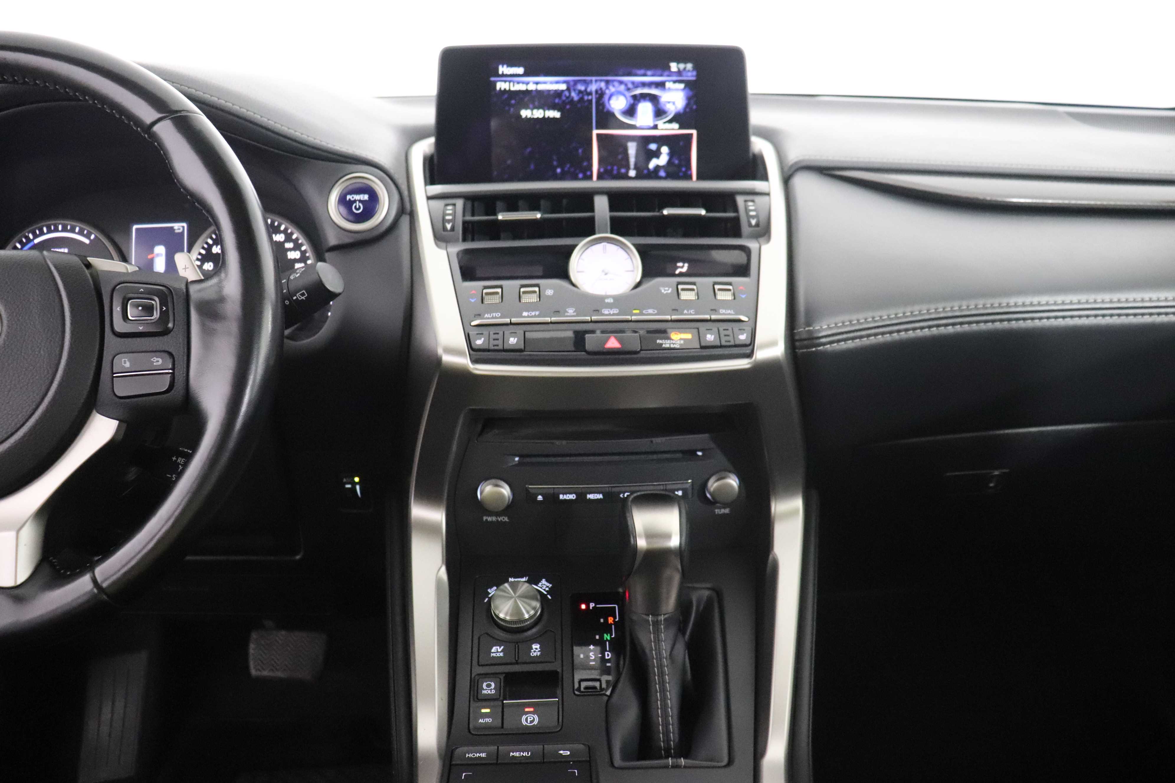 Lexus NX 2022