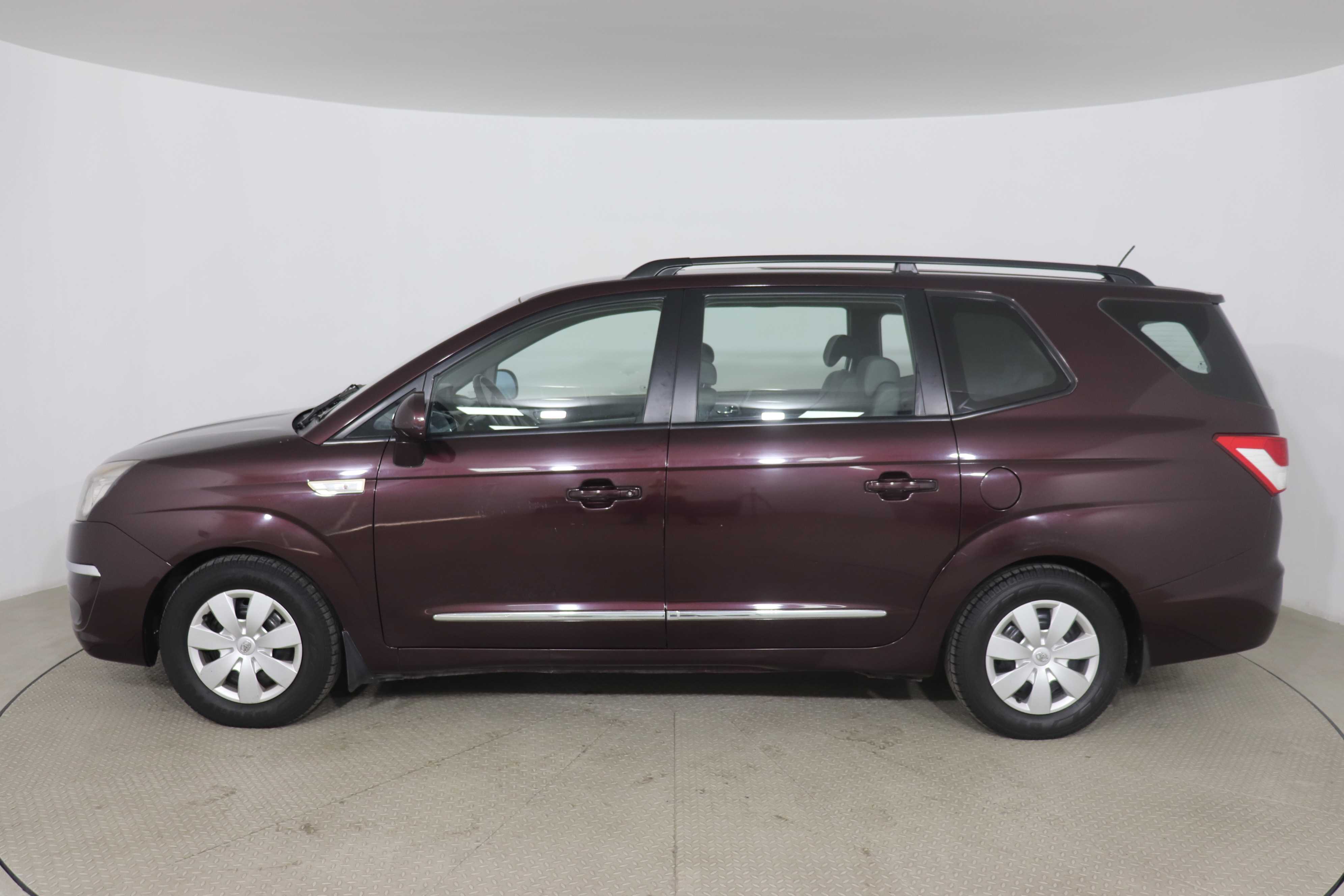 Ssangyong Rodius 2014