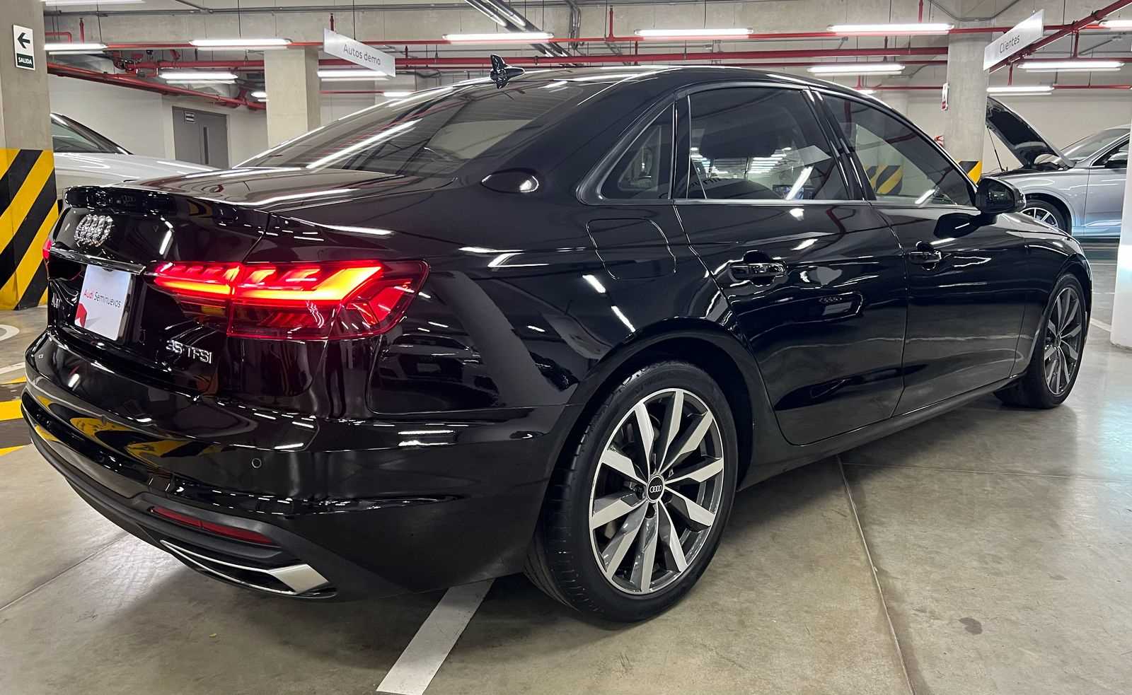 Audi A4 2021