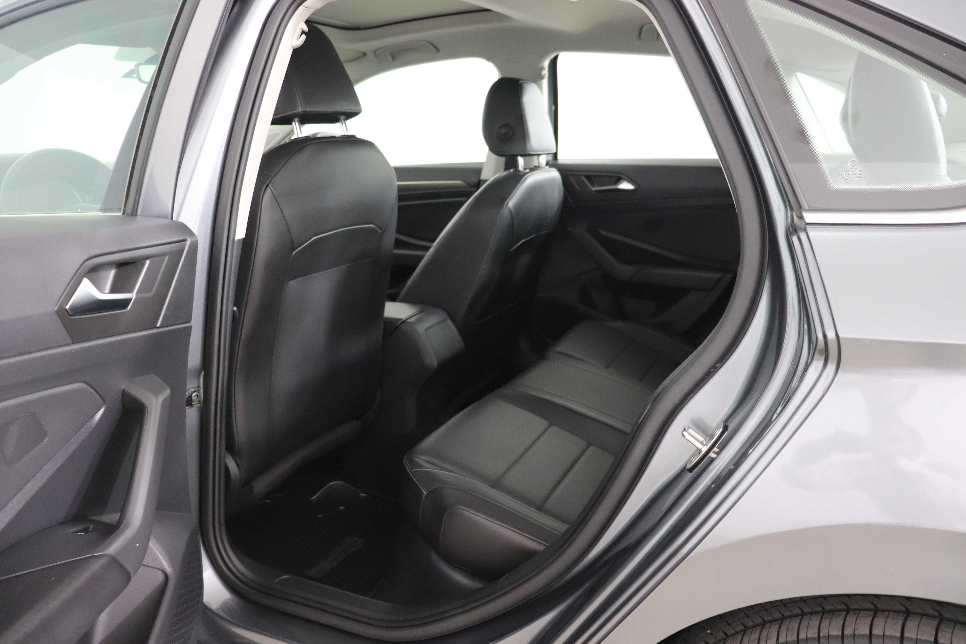 Volkswagen Jetta 2019