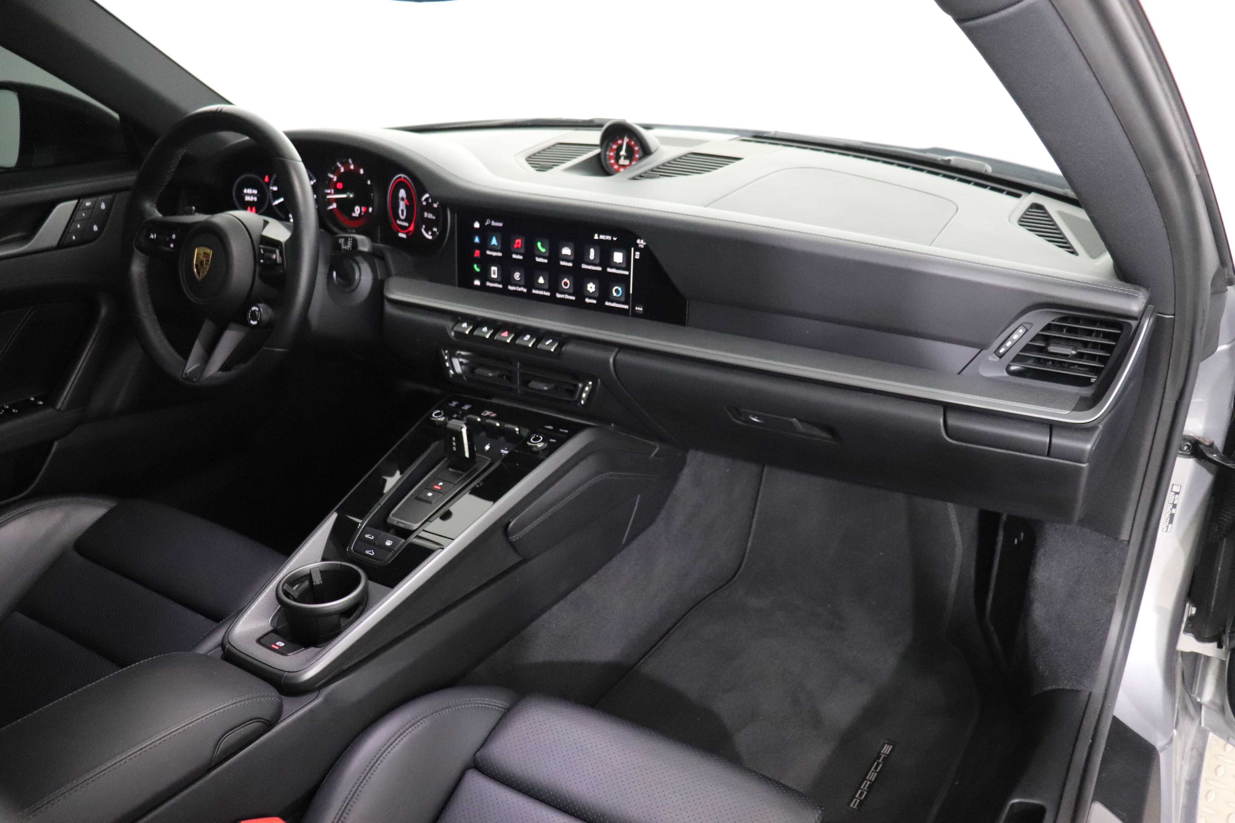Porsche 911 Carrera 2023