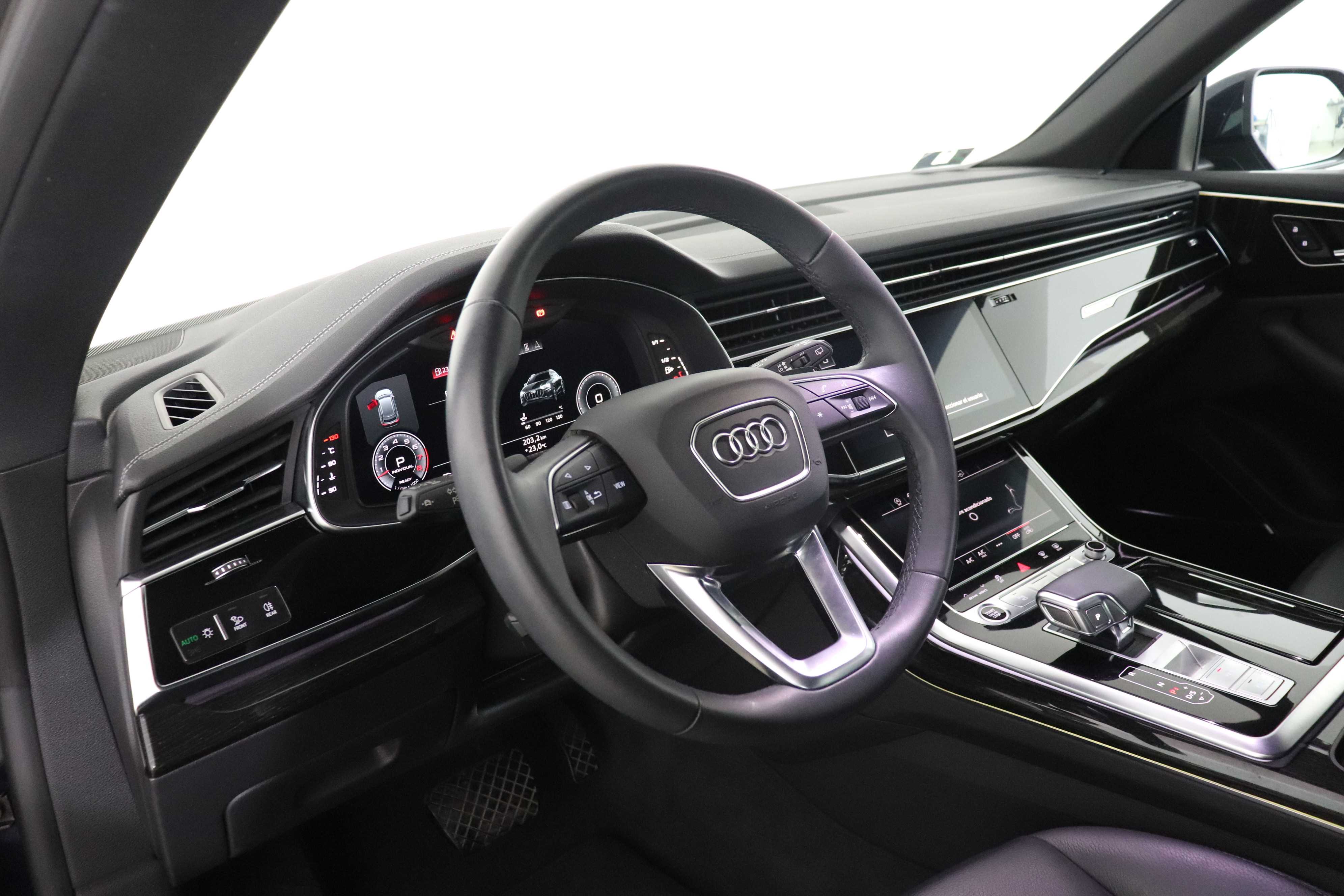 Audi Q8 2023