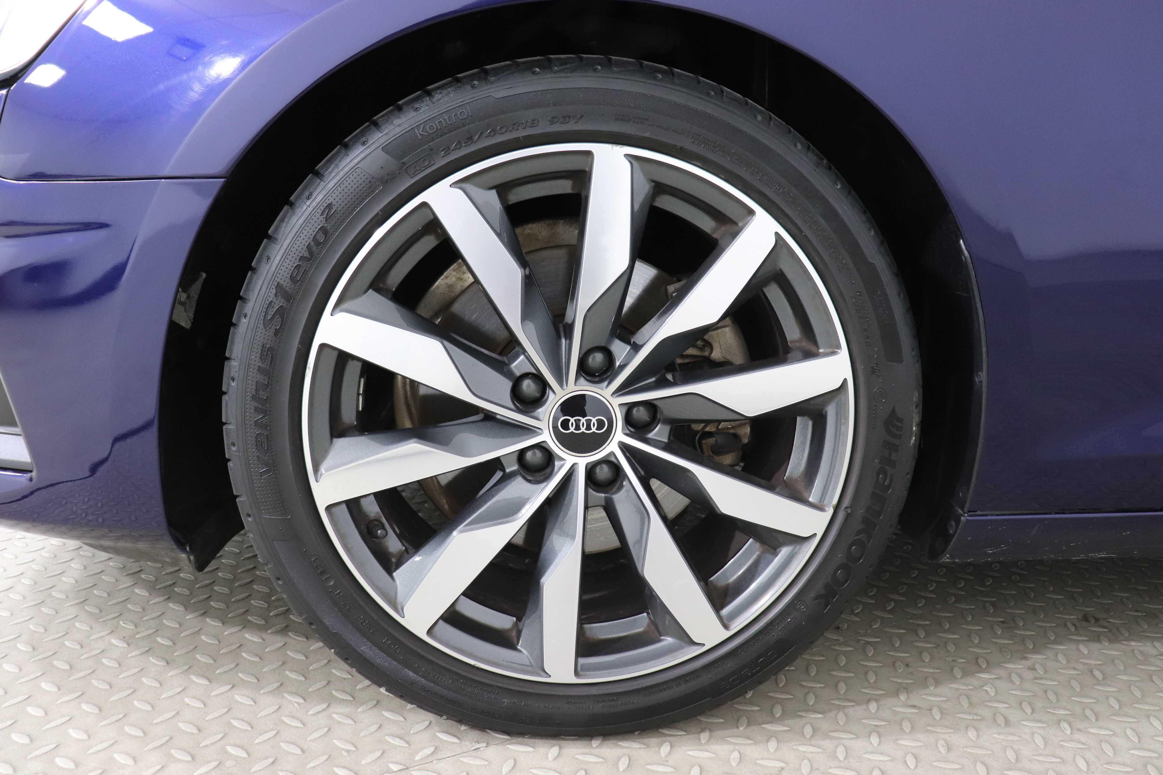 Audi A4 2021