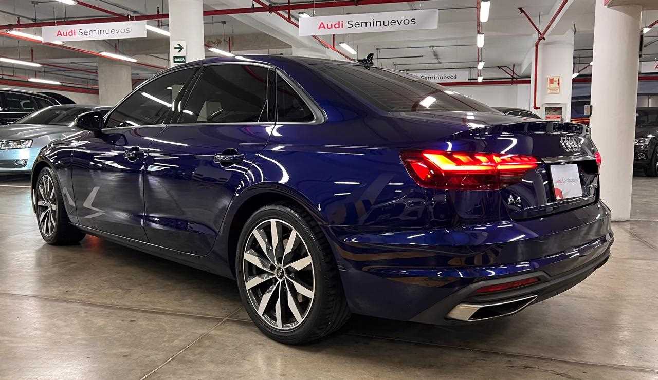 Audi A4 2021