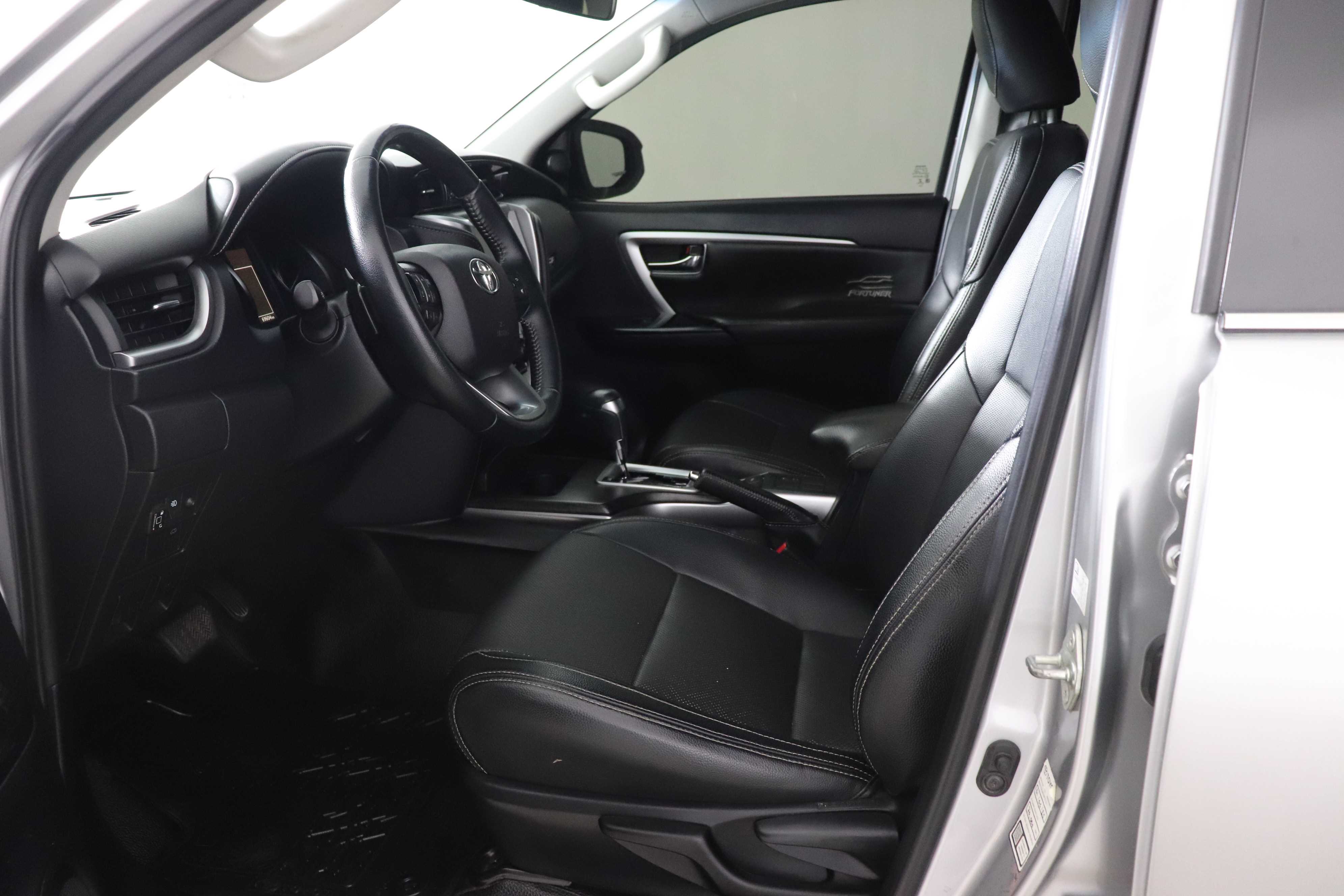 Toyota Fortuner 2023