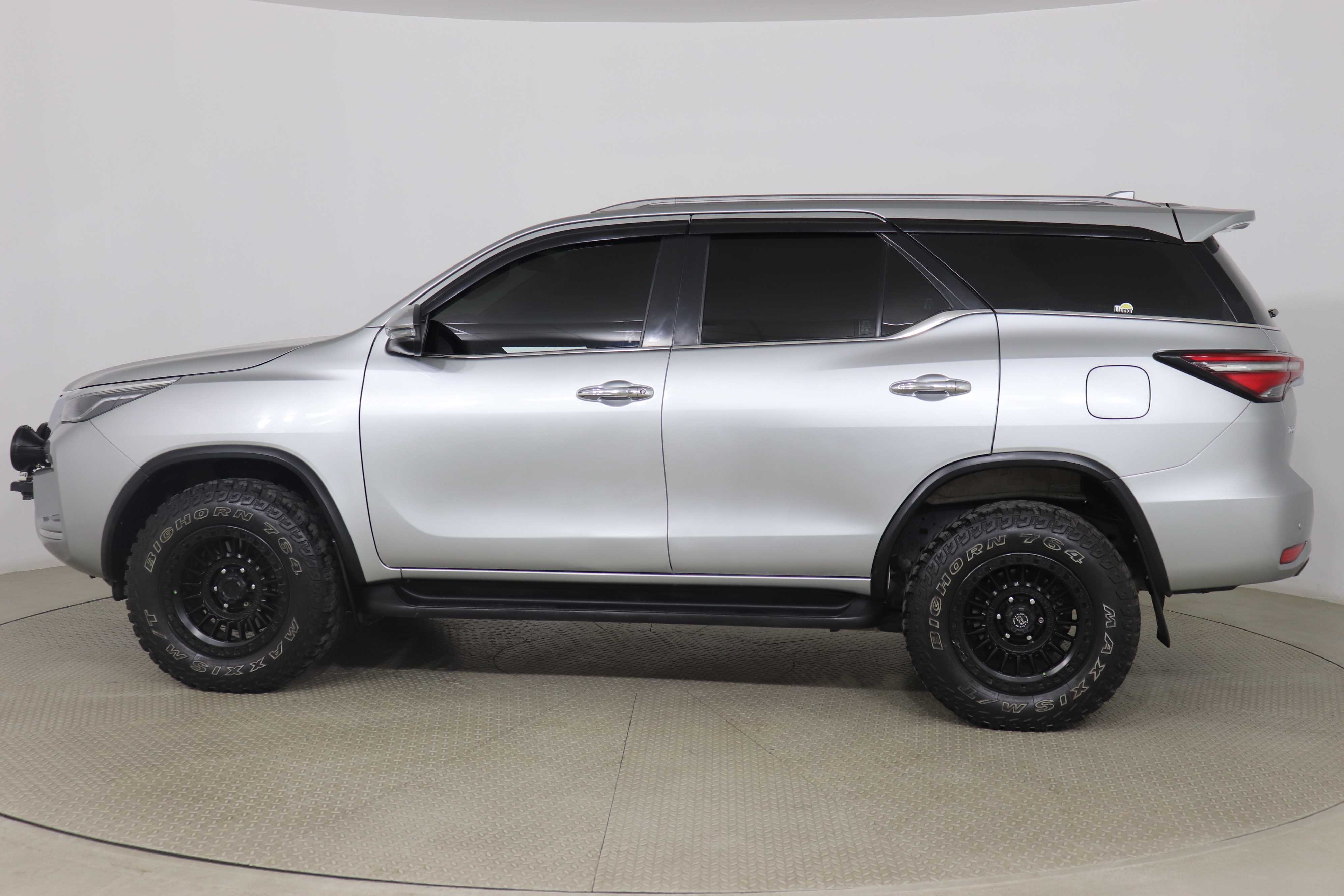 Toyota Fortuner 2023