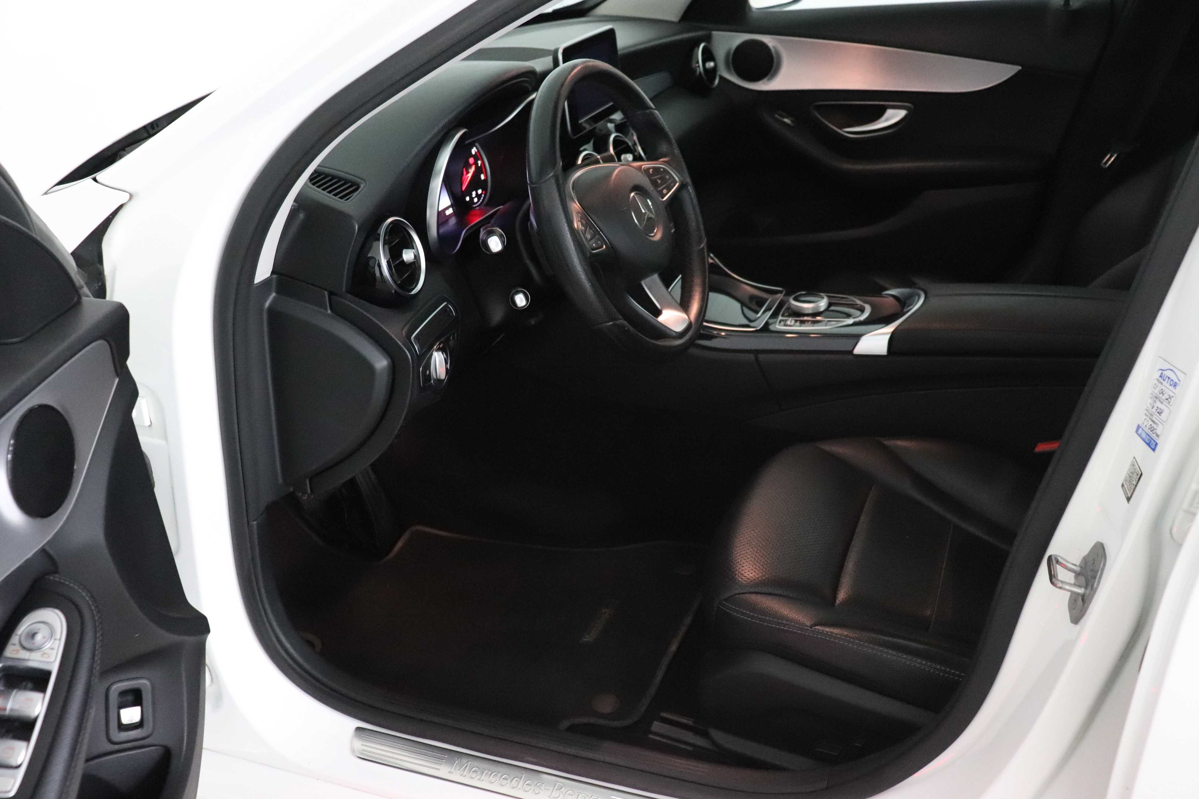 Mercedes-Benz C-200 2018