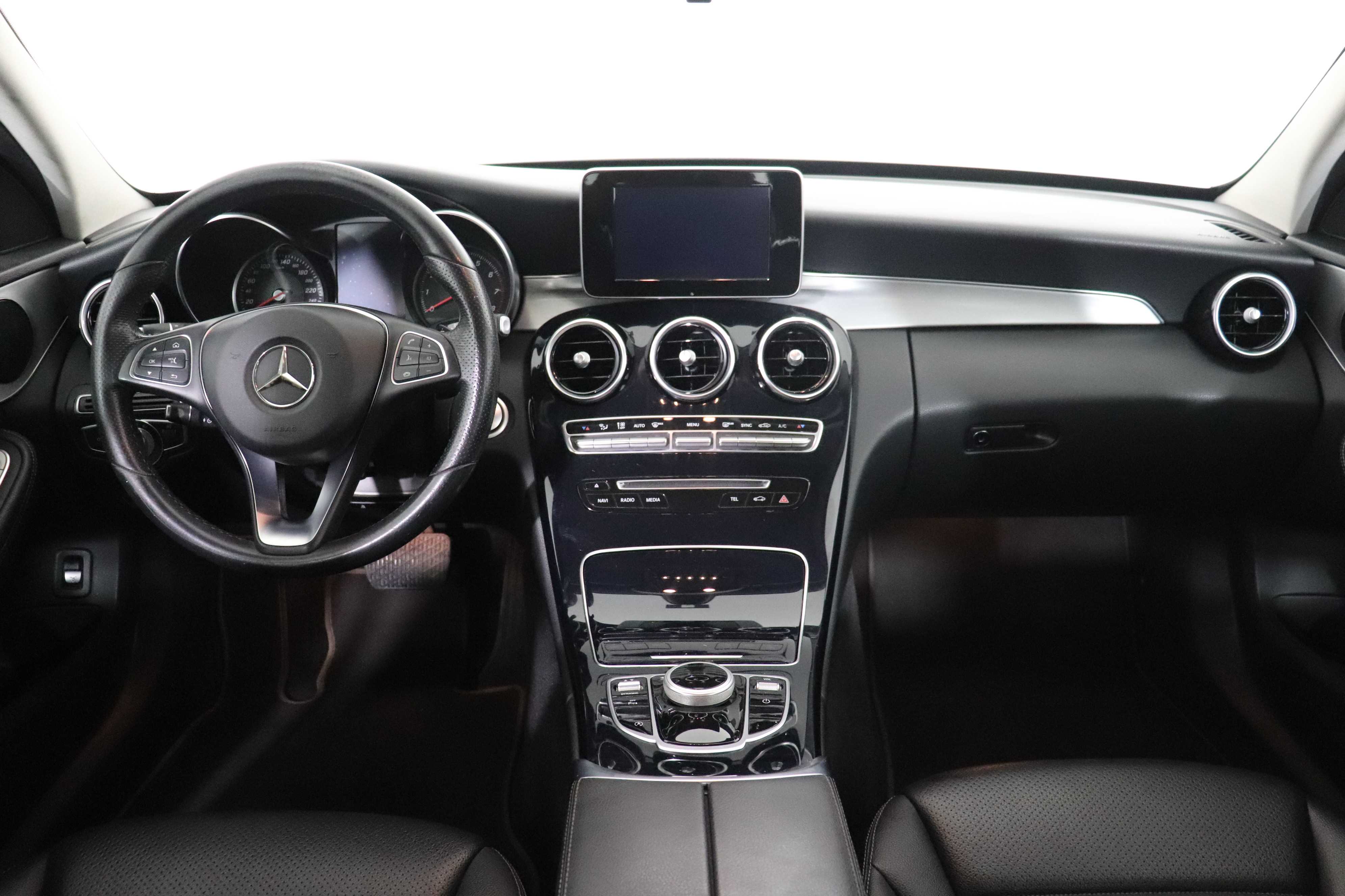 Mercedes-Benz C-200 2018