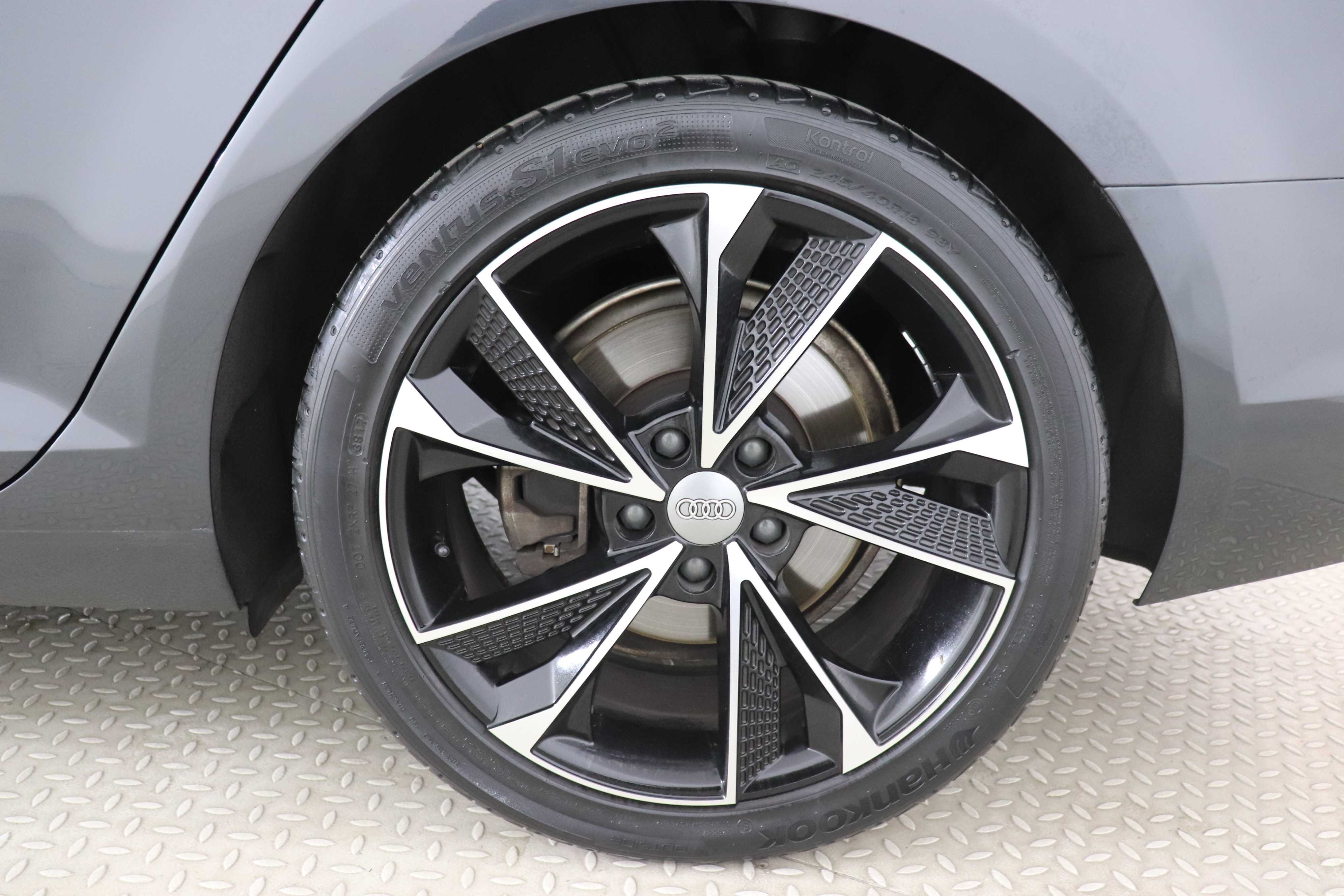 Audi A4 2018