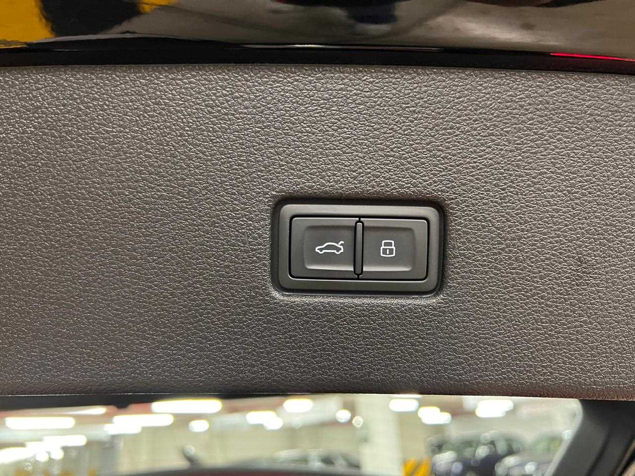 Audi Q8 2023