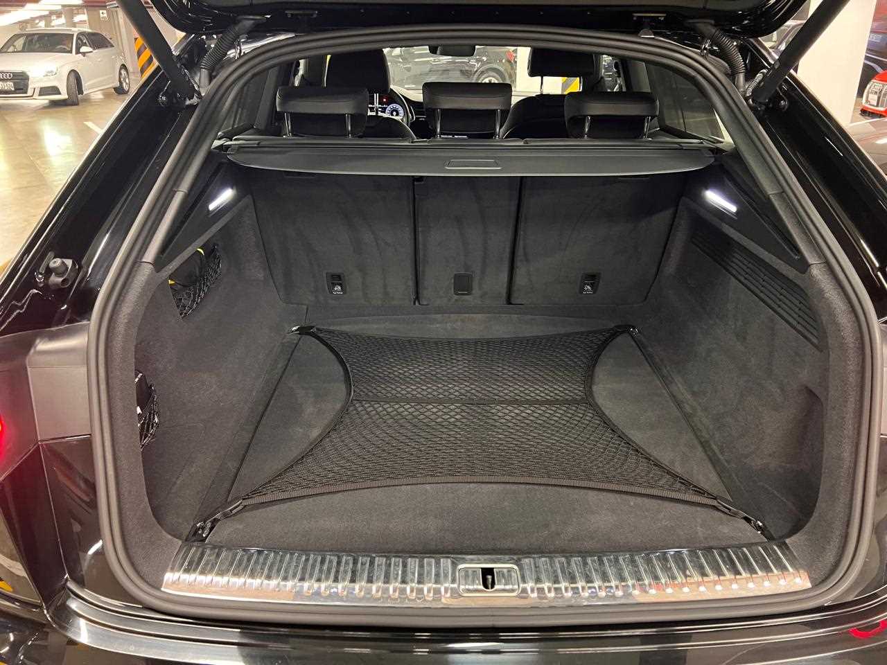 Audi Q8 2023