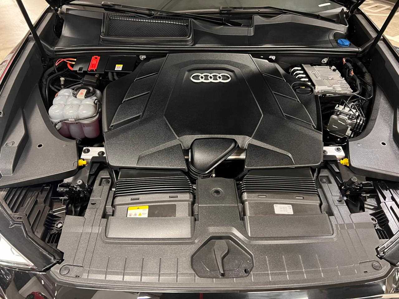 Audi Q8 2023