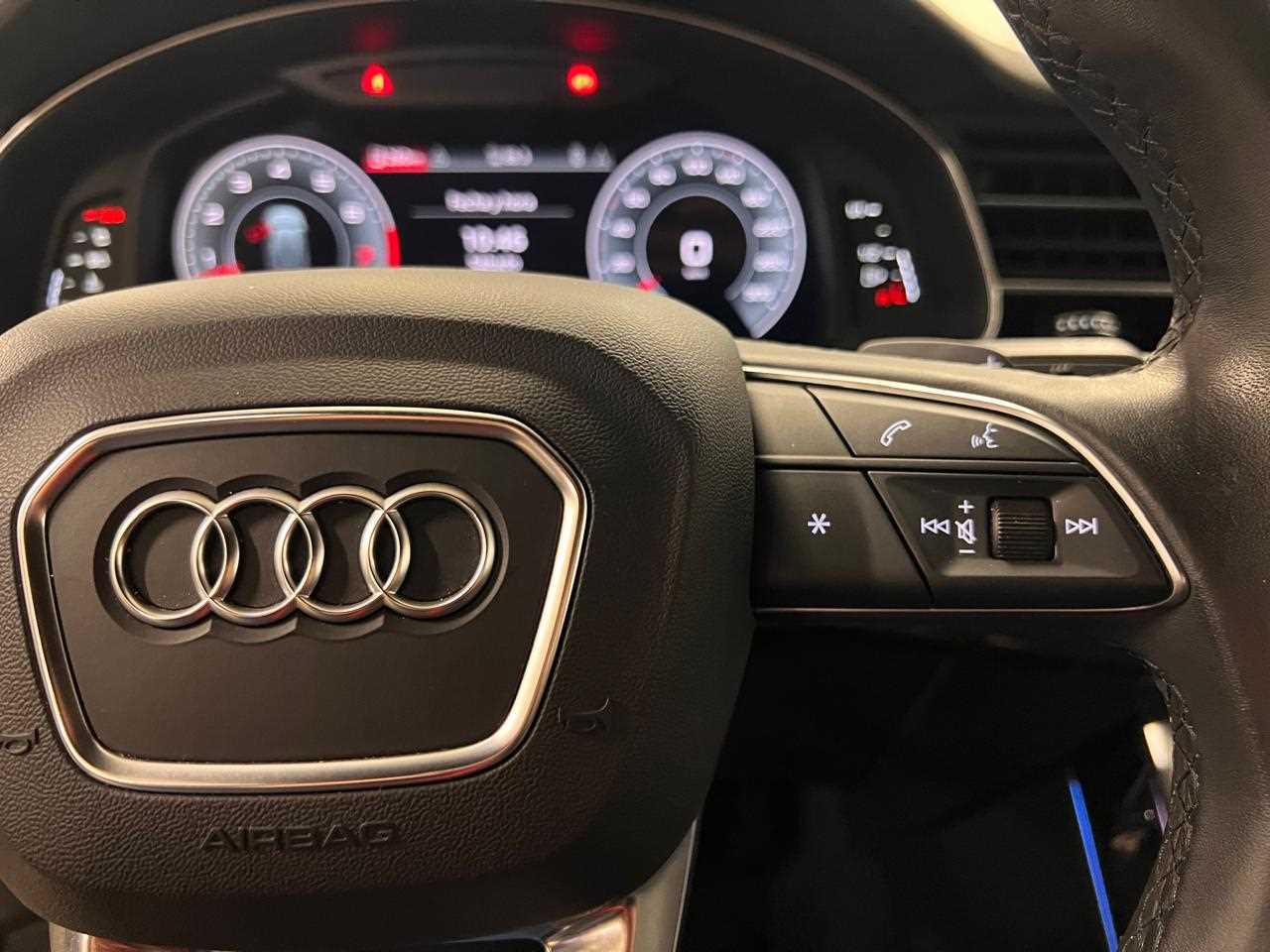Audi Q8 2023