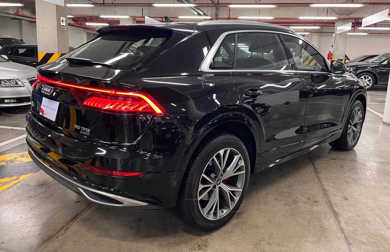 Audi Q8 2023