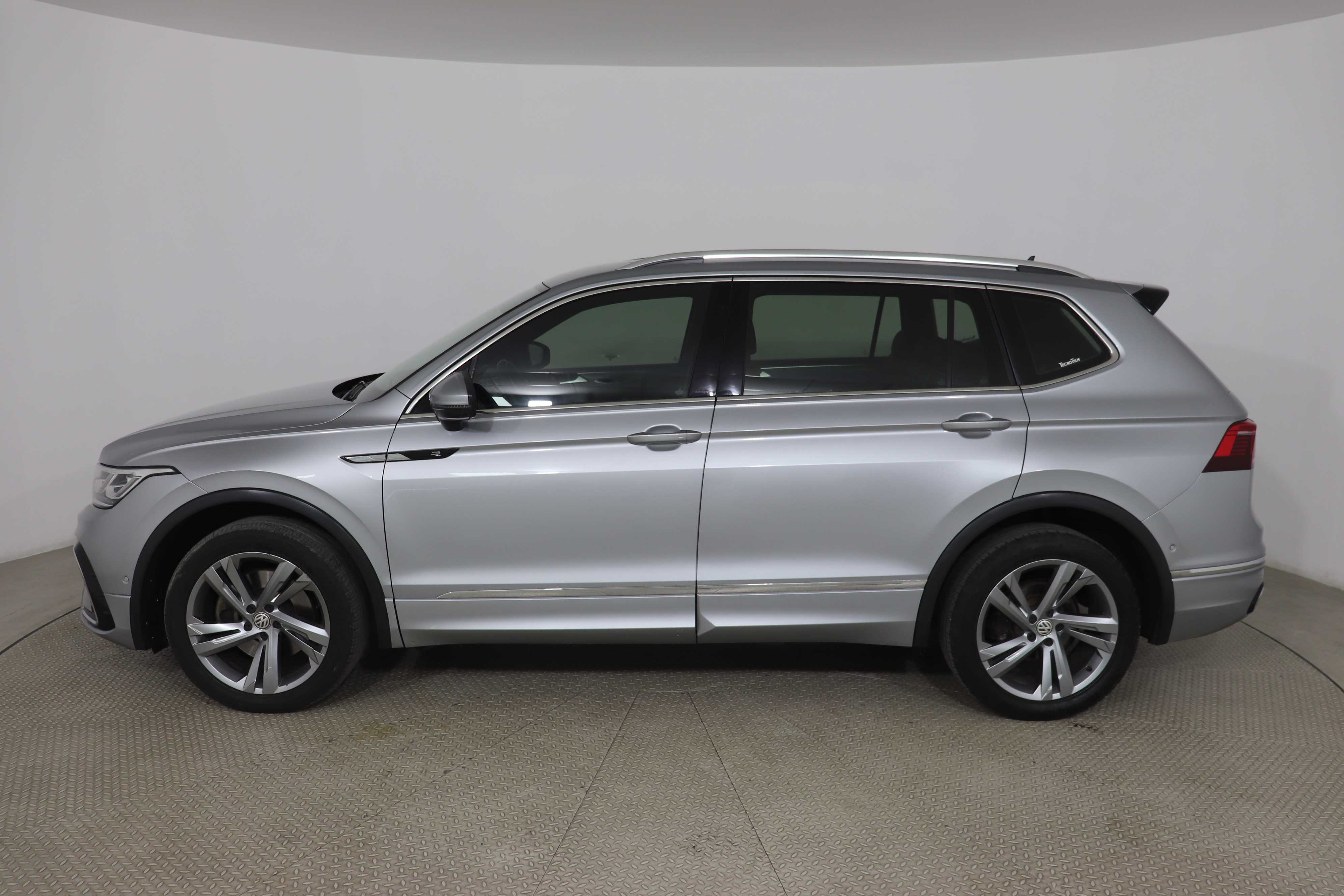 Volkswagen Tiguan - One Tiguan