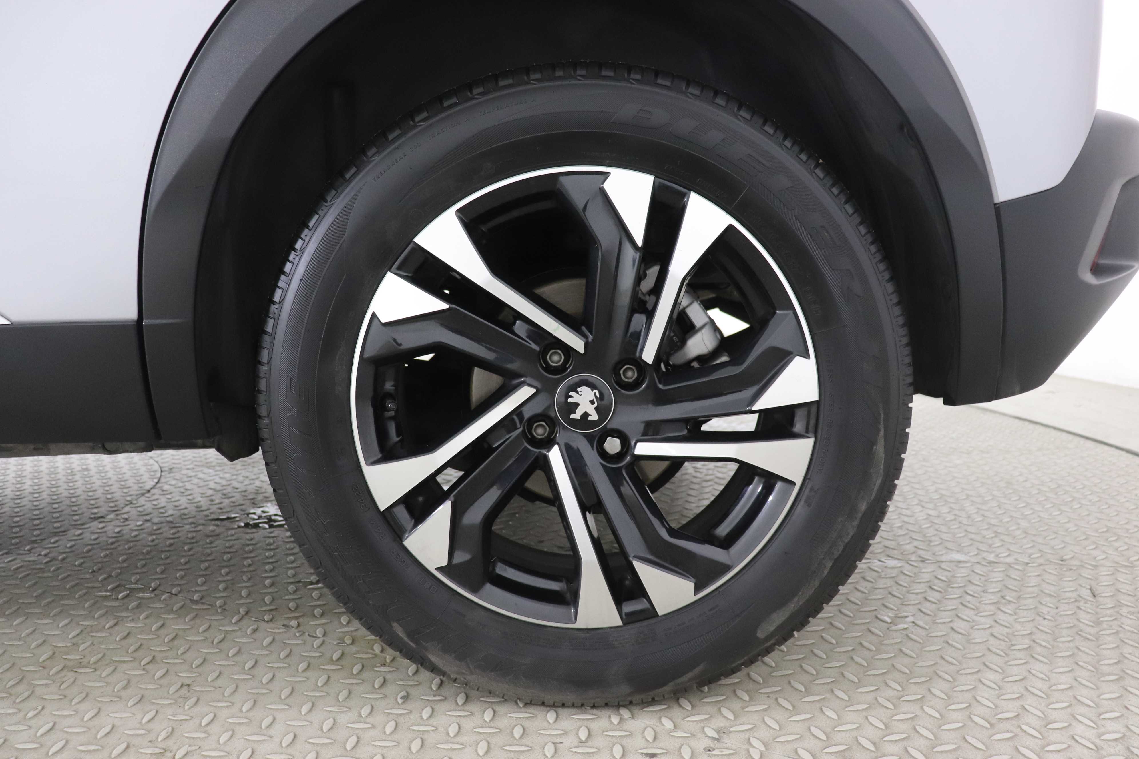 Peugeot 2008 2023
