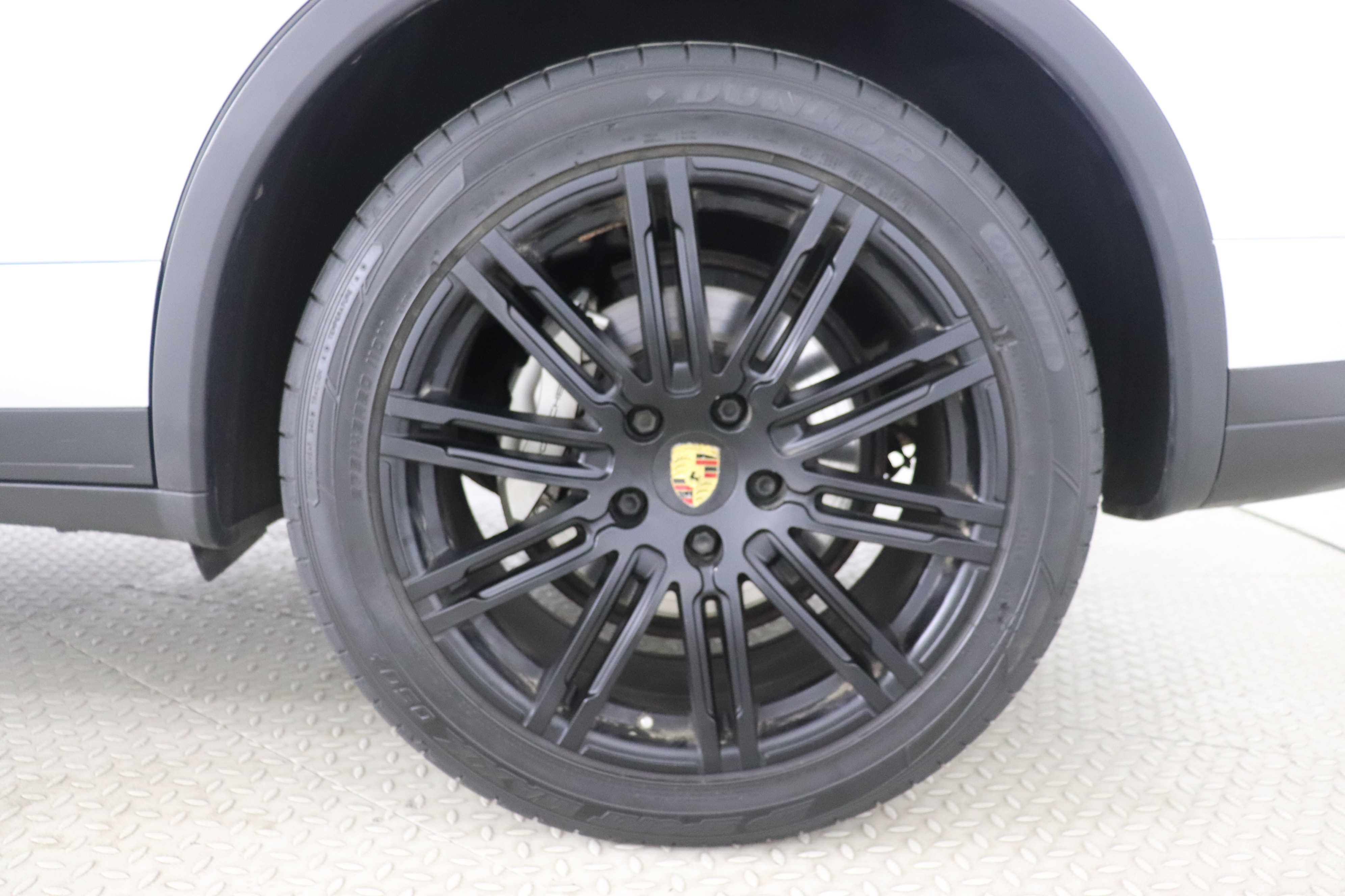 Porsche Cayenne 2016