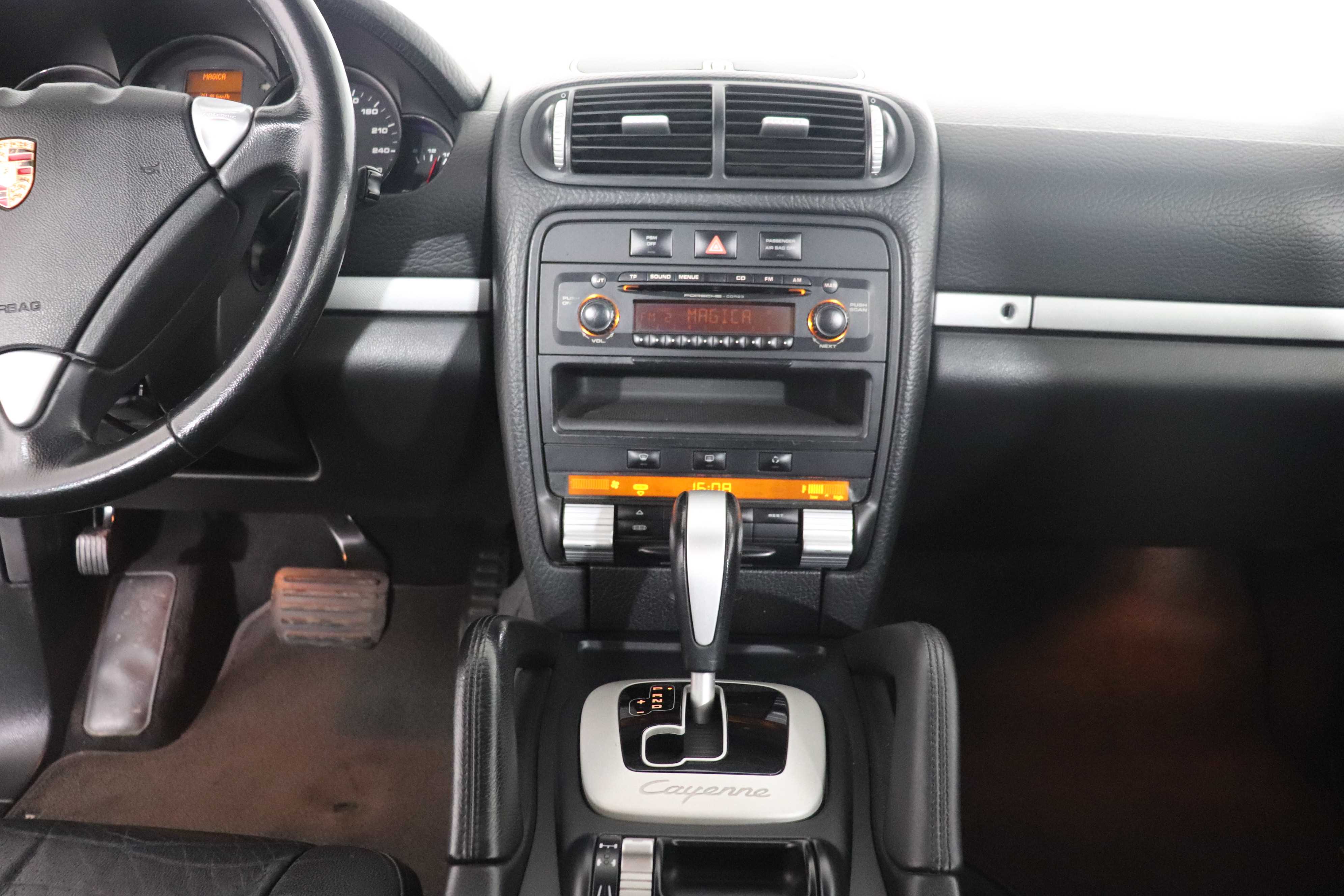 Porsche Cayenne 2005