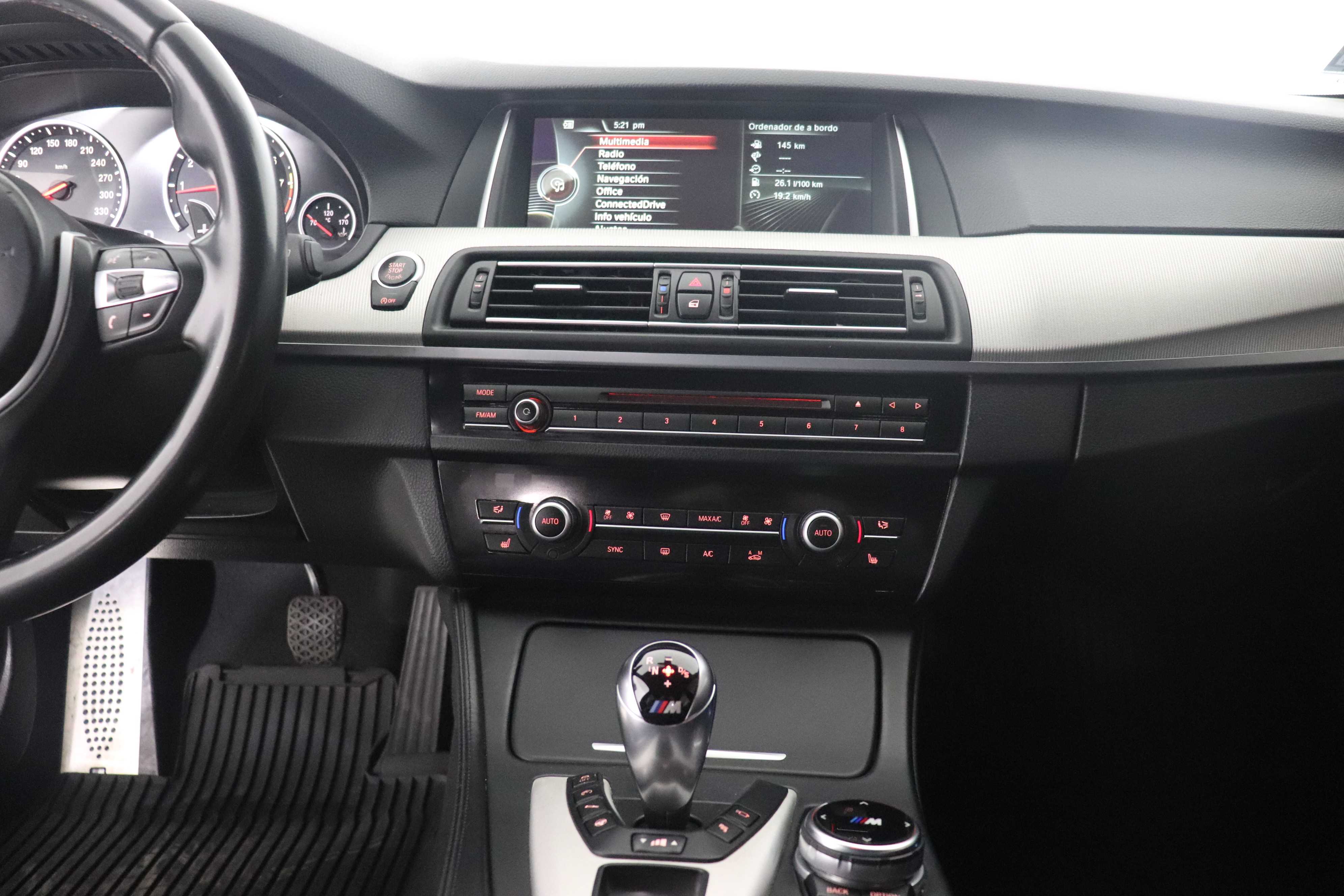 BMW M5 2015