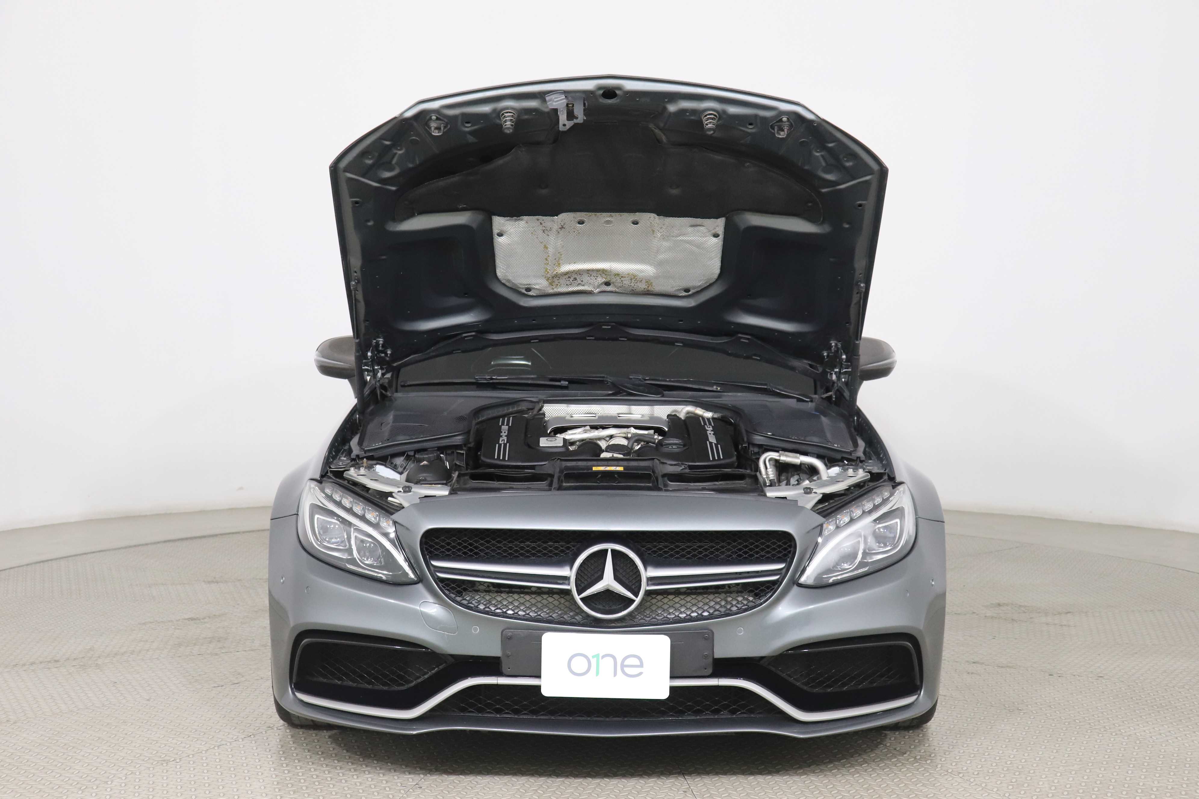 Mercedes-Benz C 63 AMG S Coupe - One C 63 AMG S Coupe