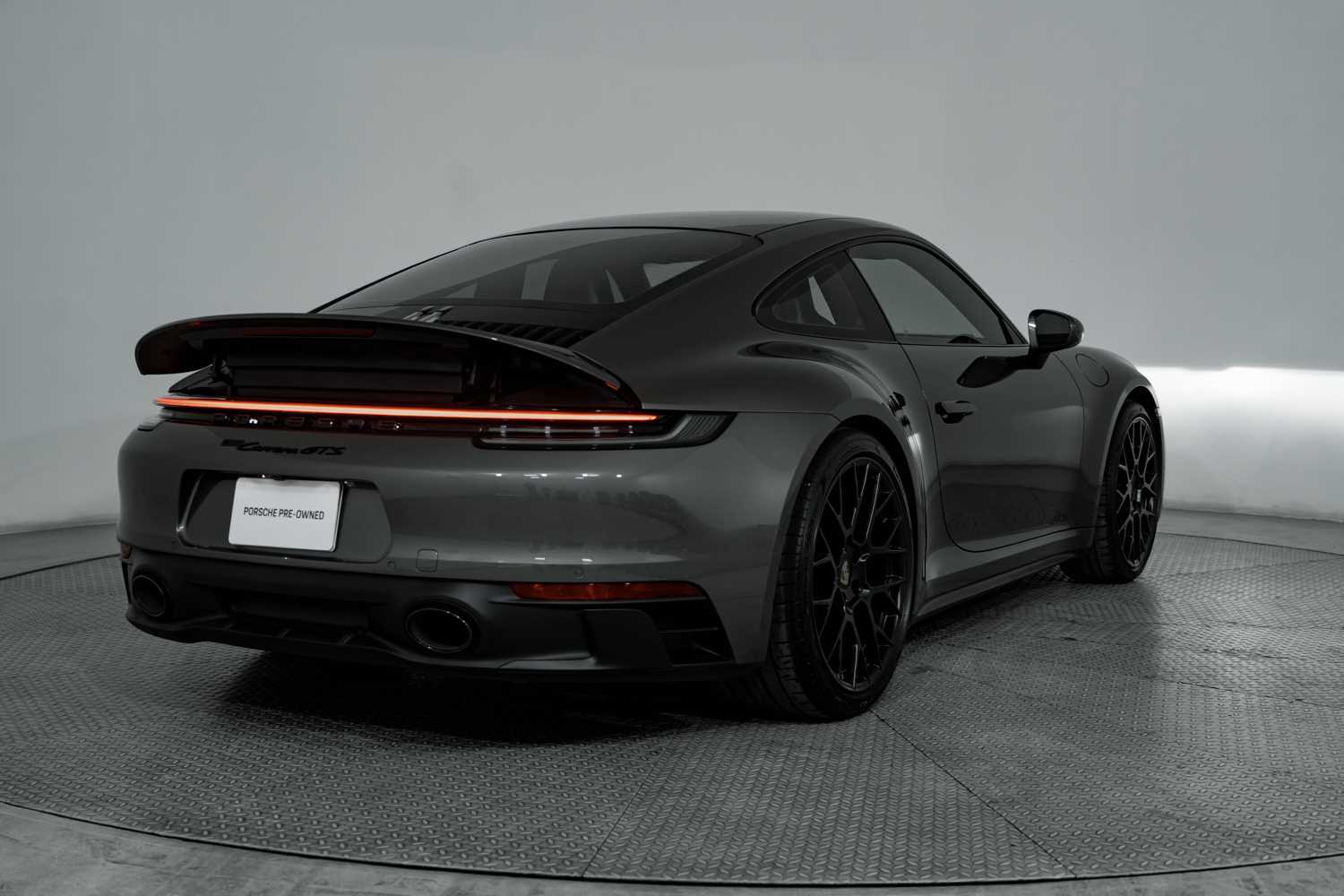 Porsche 911 Carrera 2024