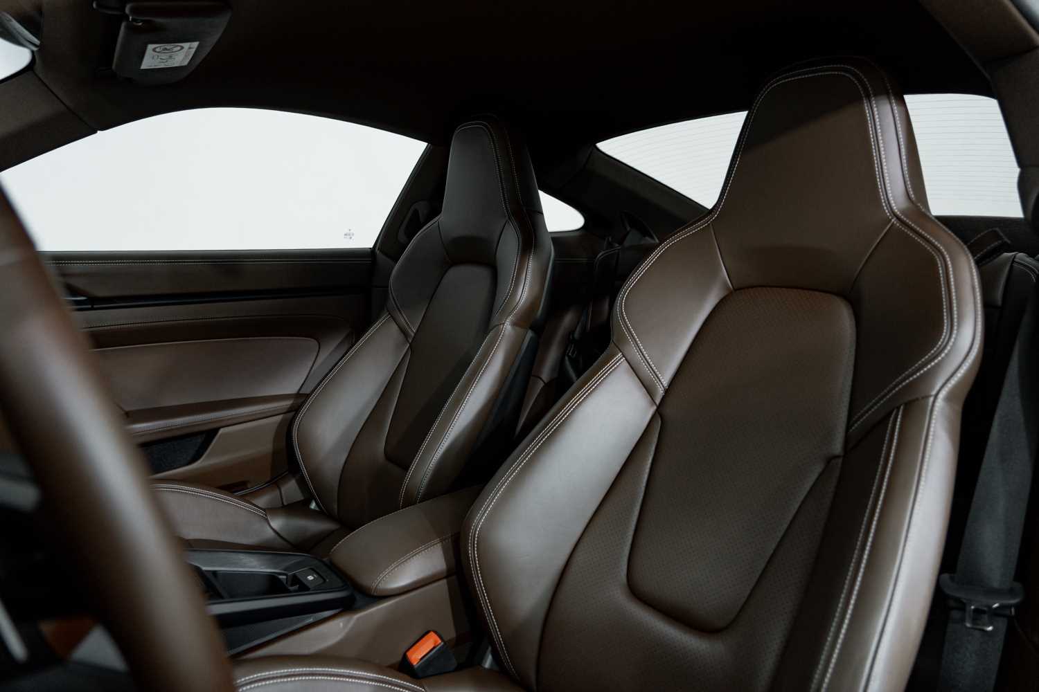 Porsche 911 Carrera 2024