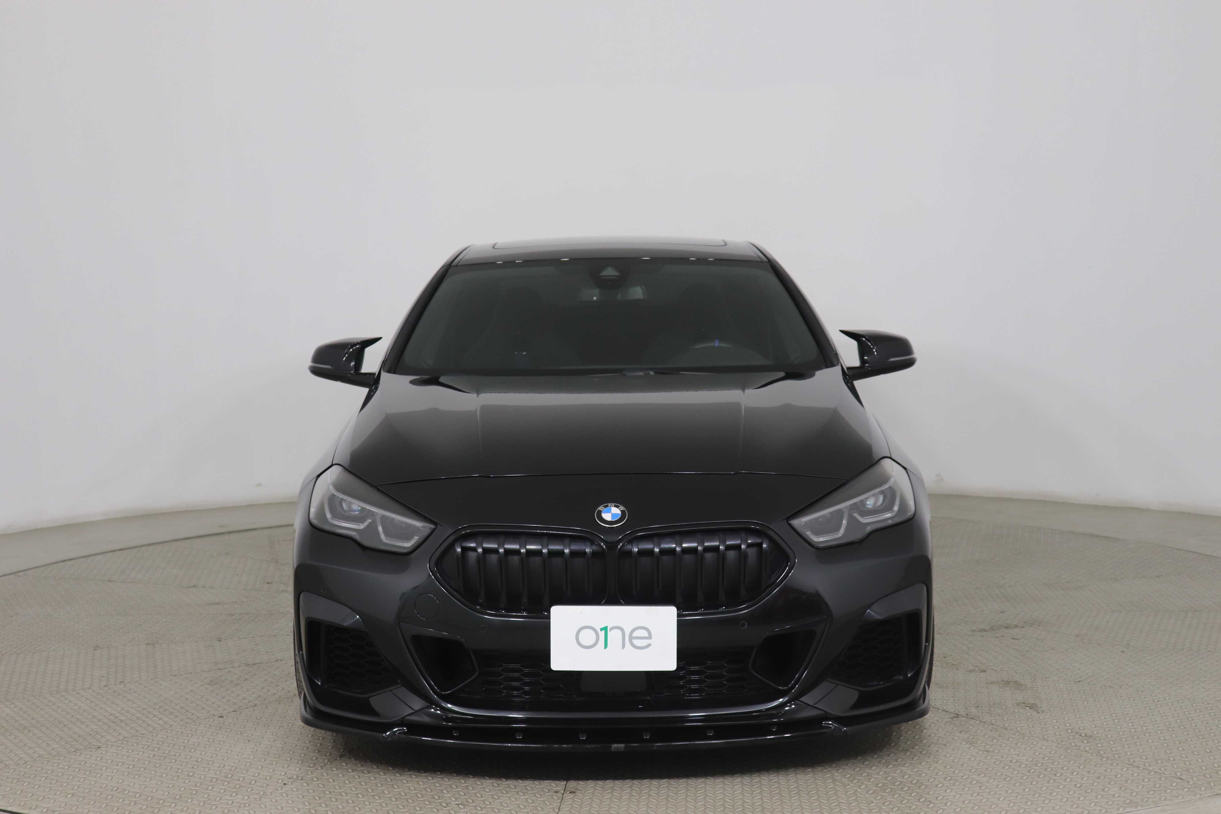 BMW M235i Xdrive - One M235i Xdrive