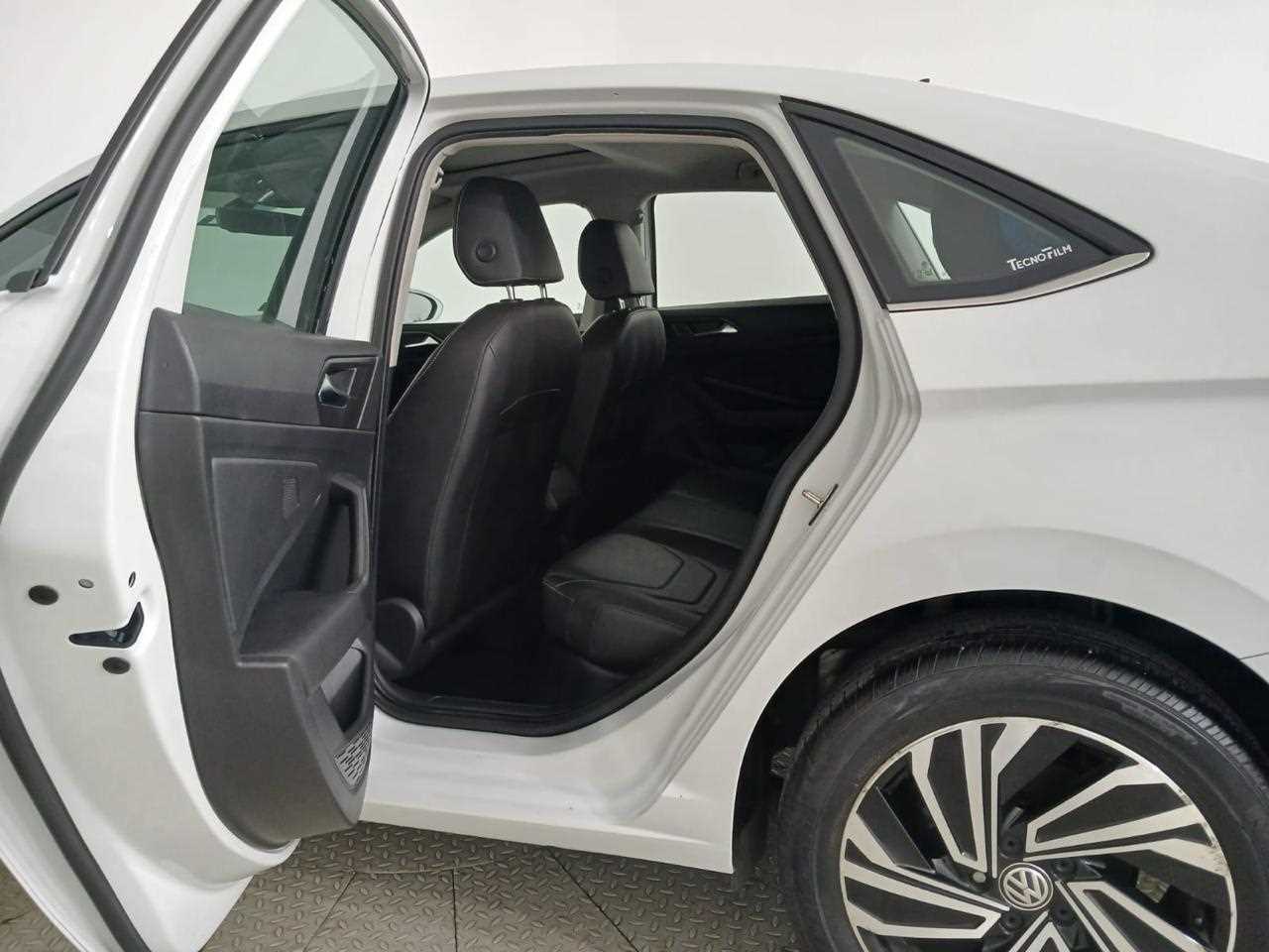 Volkswagen Jetta - One Jetta