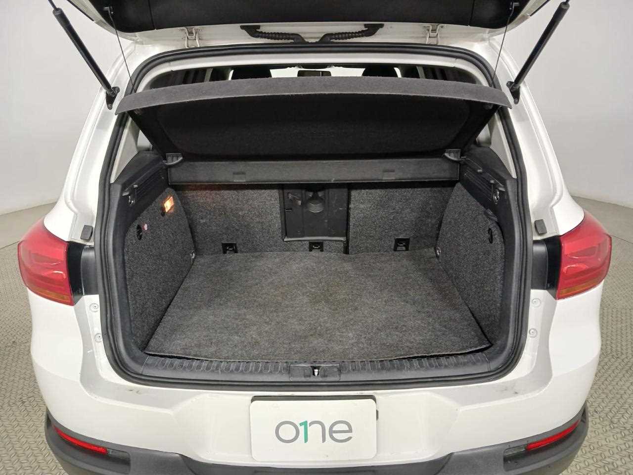 Volkswagen Tiguan - One Tiguan