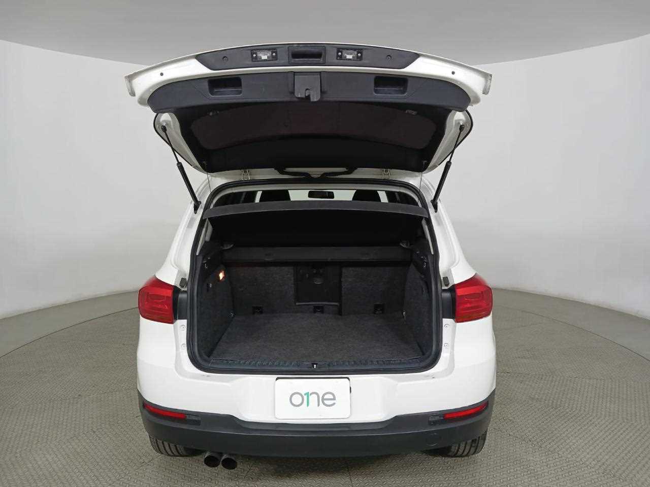 Volkswagen Tiguan - One Tiguan