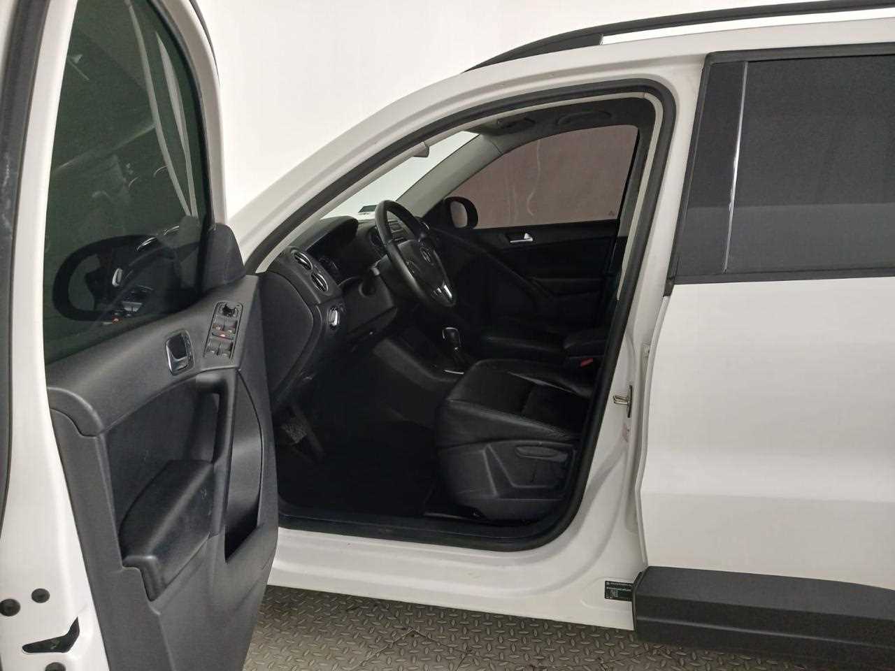 Volkswagen Tiguan - One Tiguan