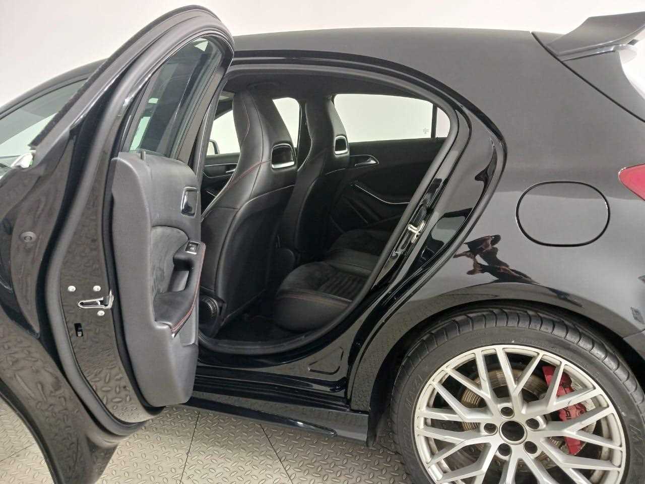 Mercedes-Benz A - One A