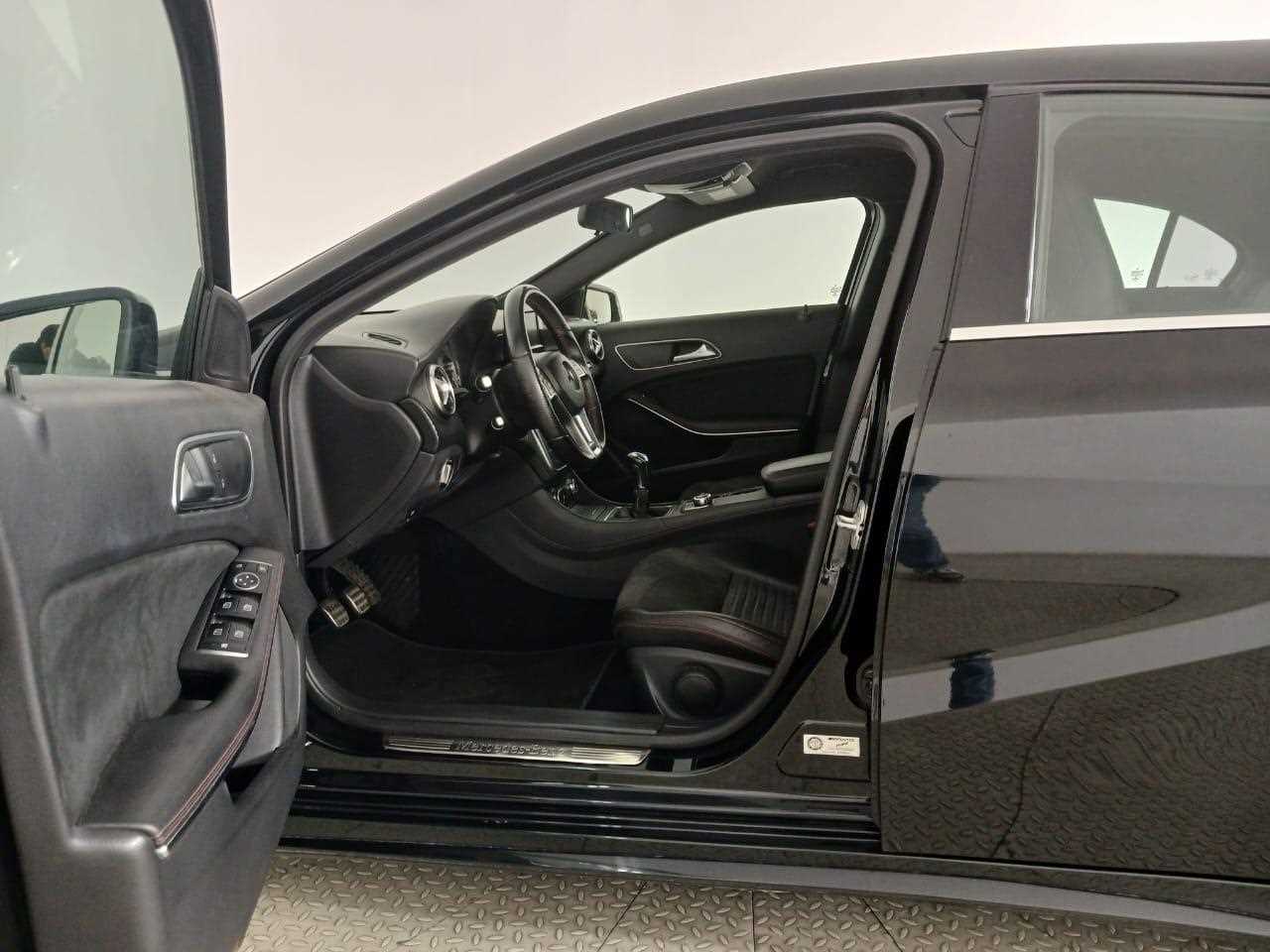 Mercedes-Benz A - One A