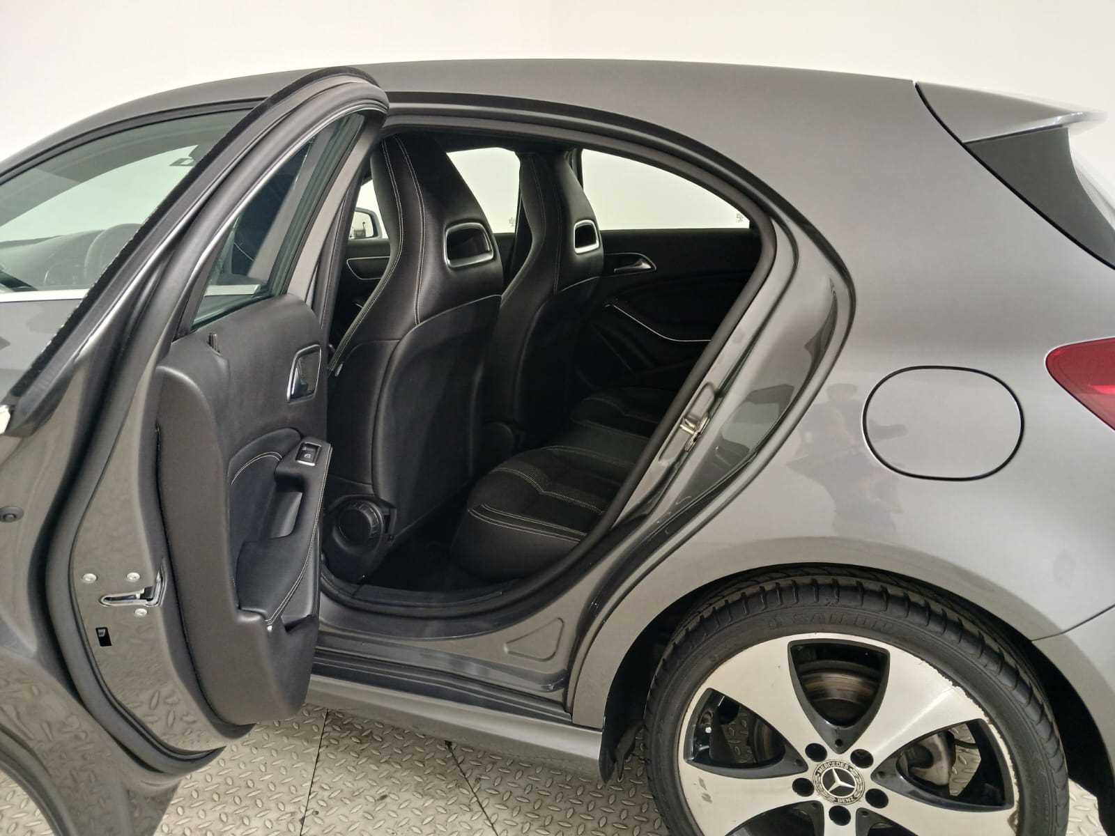 Mercedes-Benz A - One A