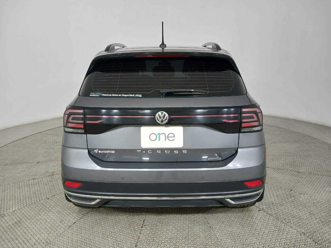 Volkswagen T-Cross - One T-Cross