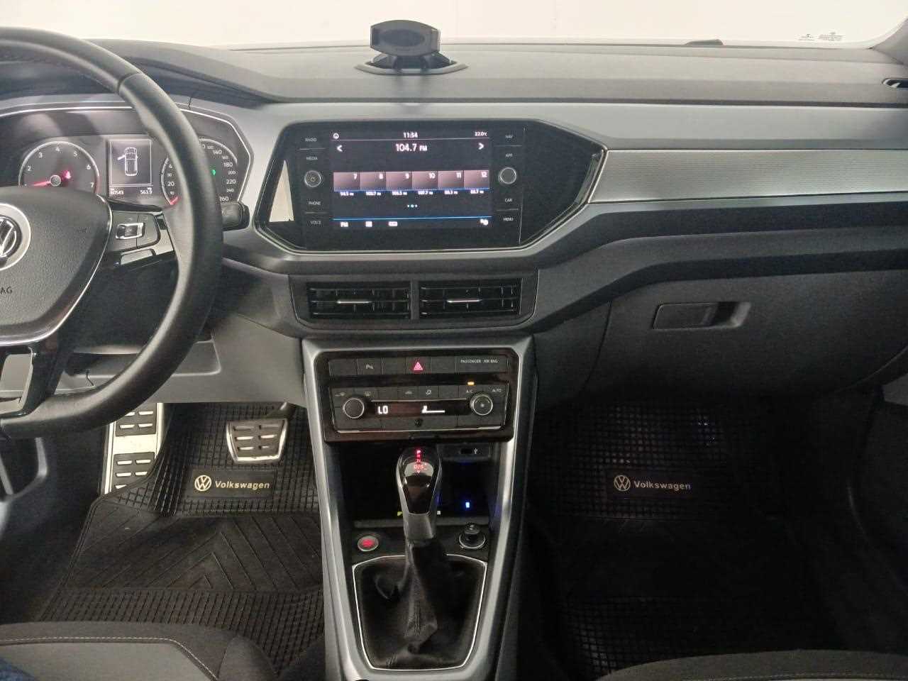 Volkswagen T-Cross - One T-Cross