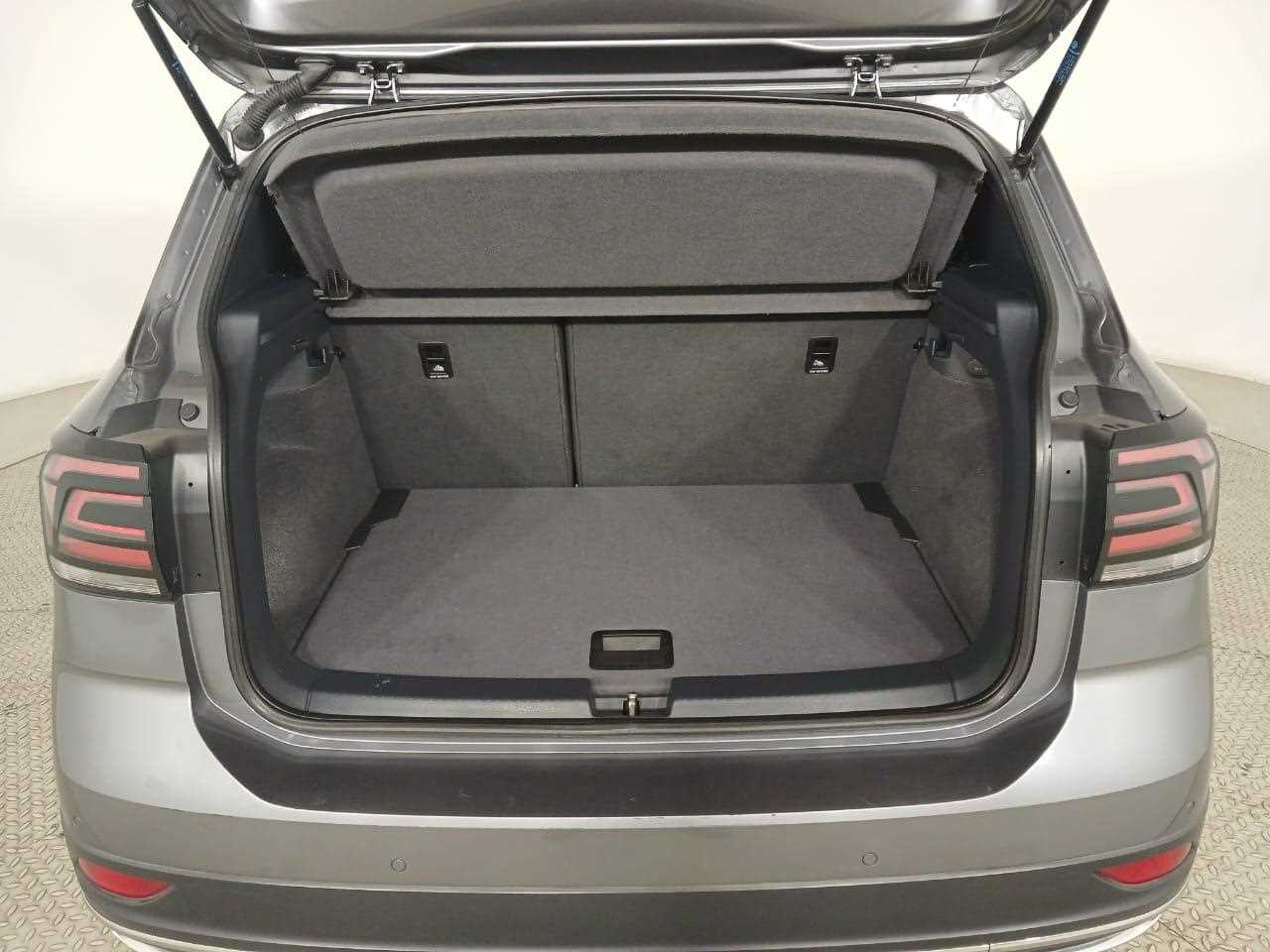 Volkswagen T-Cross - One T-Cross