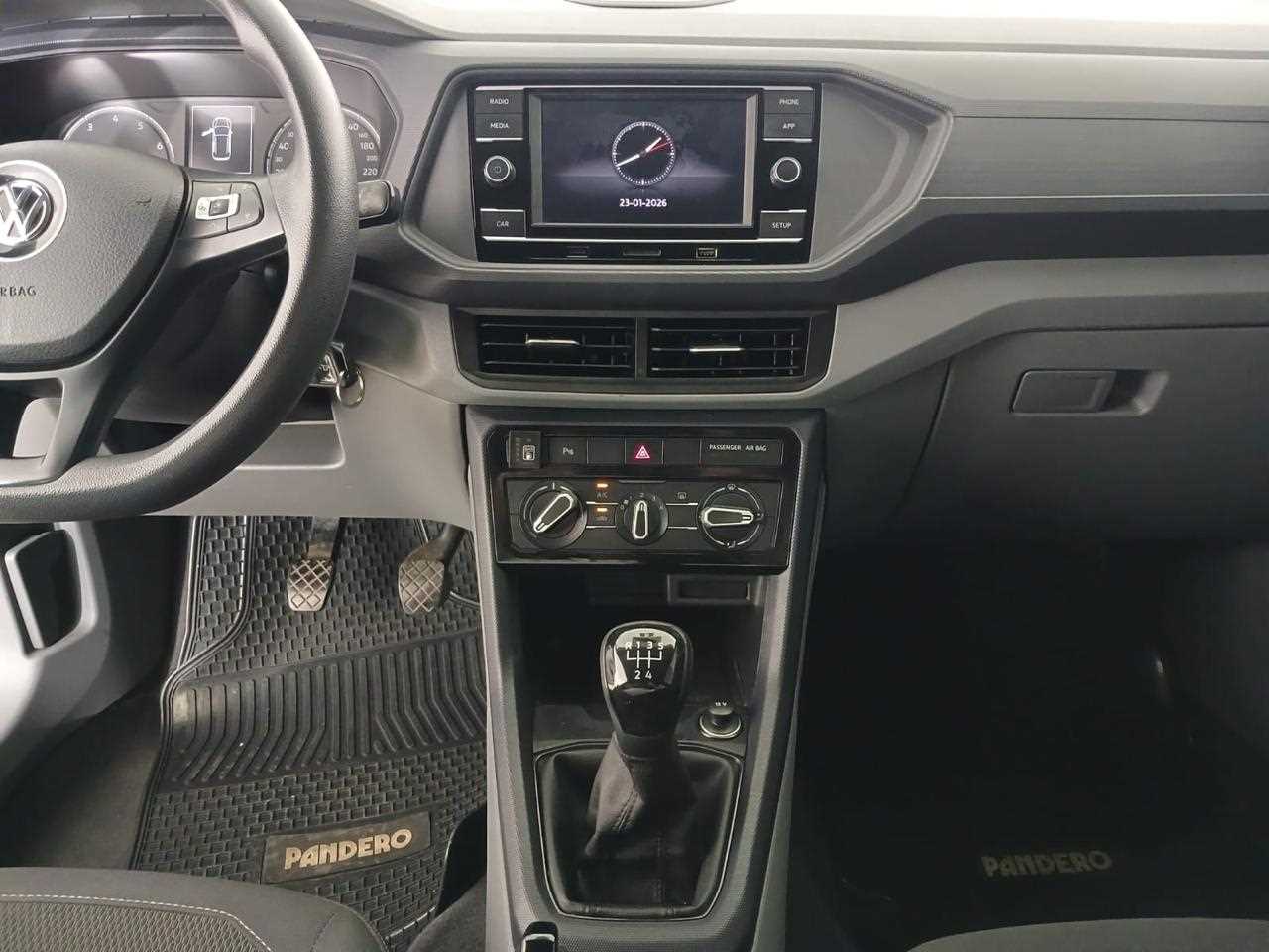 Volkswagen T-Cross - One T-Cross