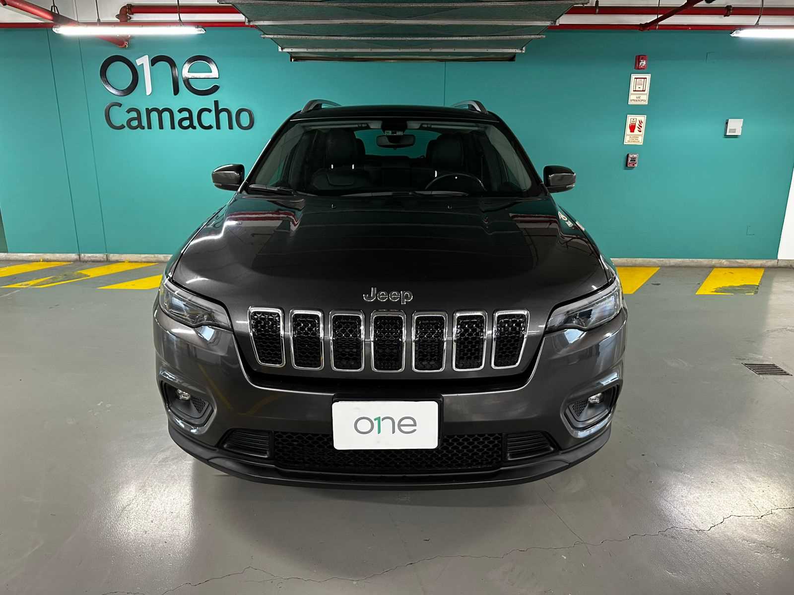 Jeep Cherokee - One Cherokee