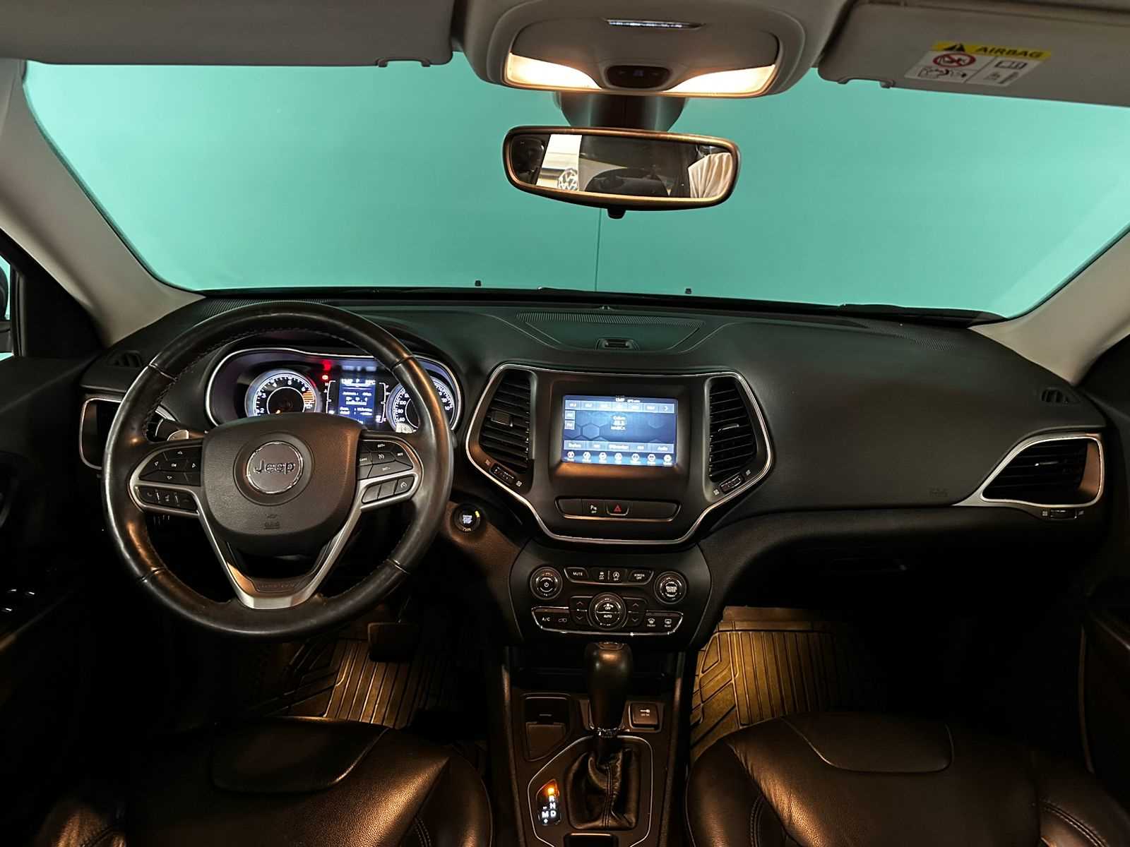 Jeep Cherokee - One Cherokee