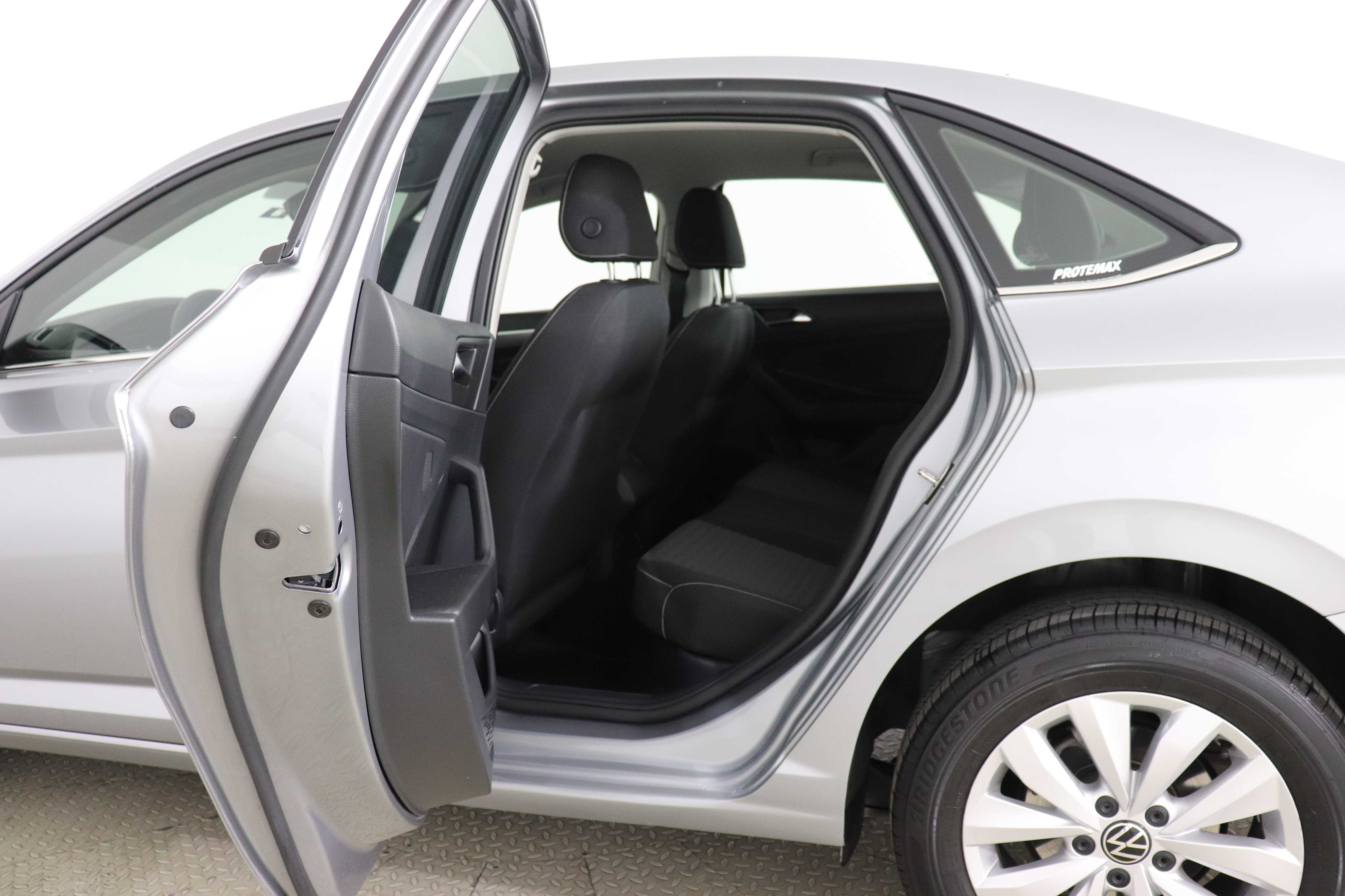 Volkswagen Jetta - One Jetta