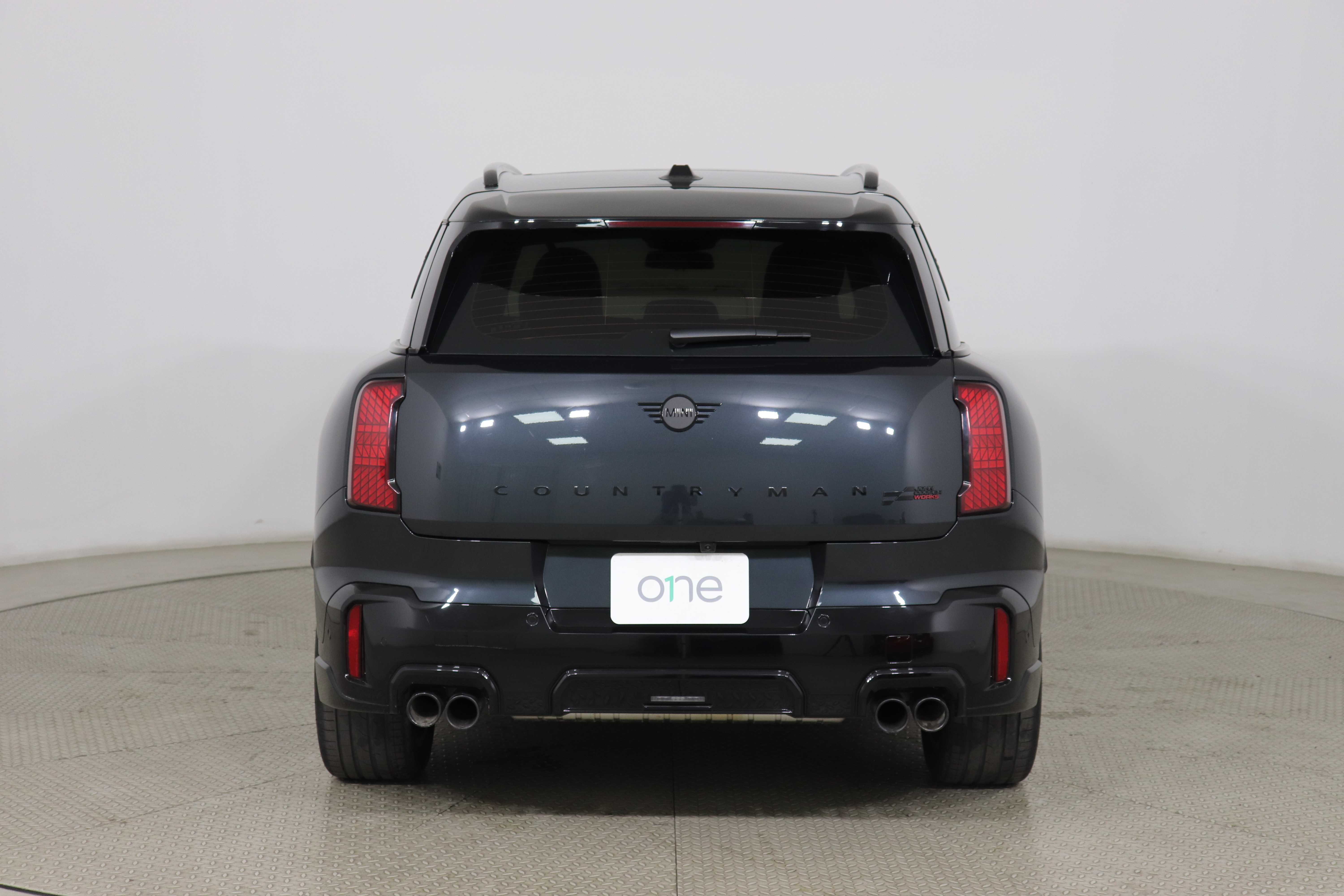 Mini Countryman - One Countryman