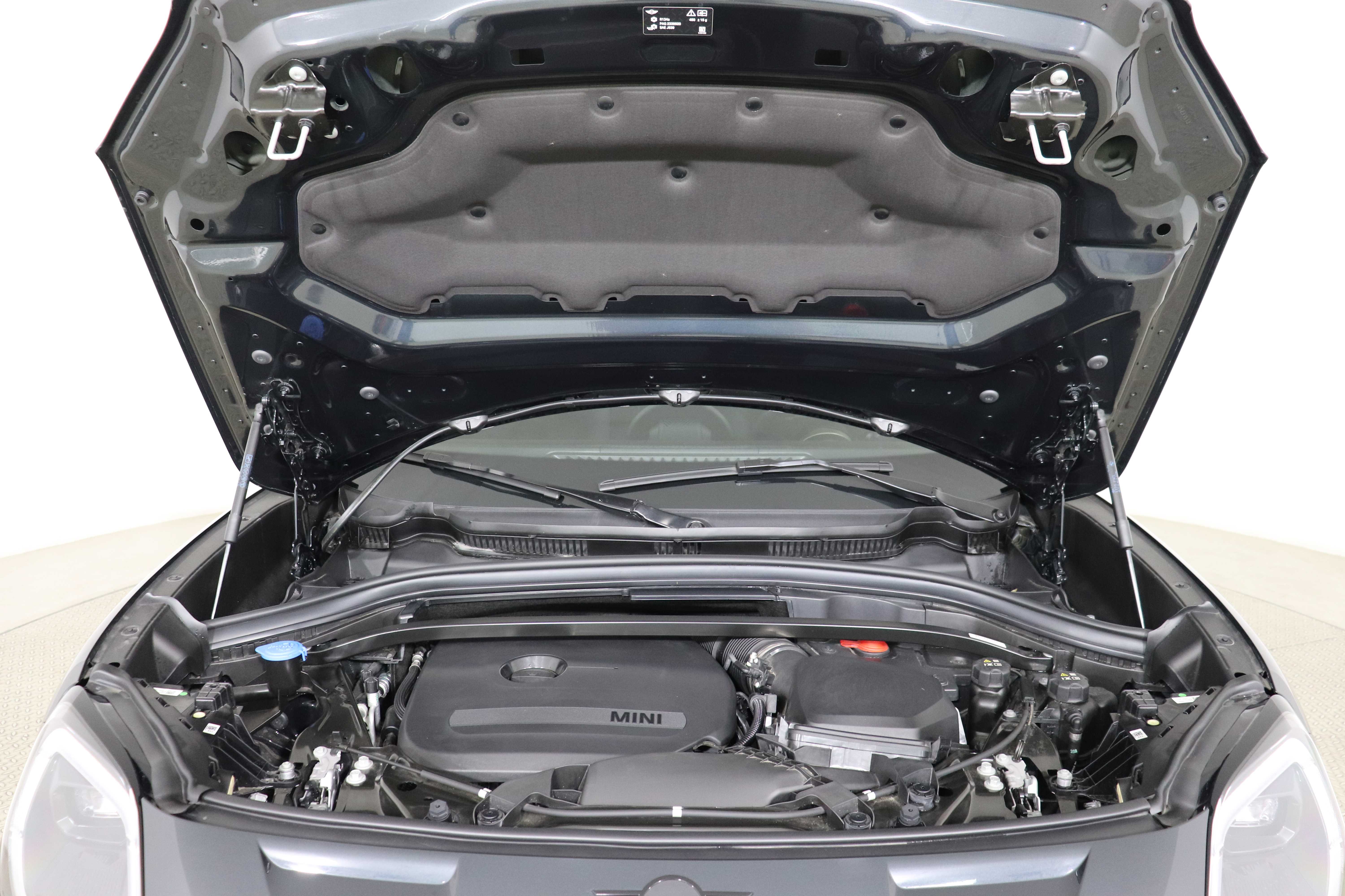 Mini Countryman - One Countryman