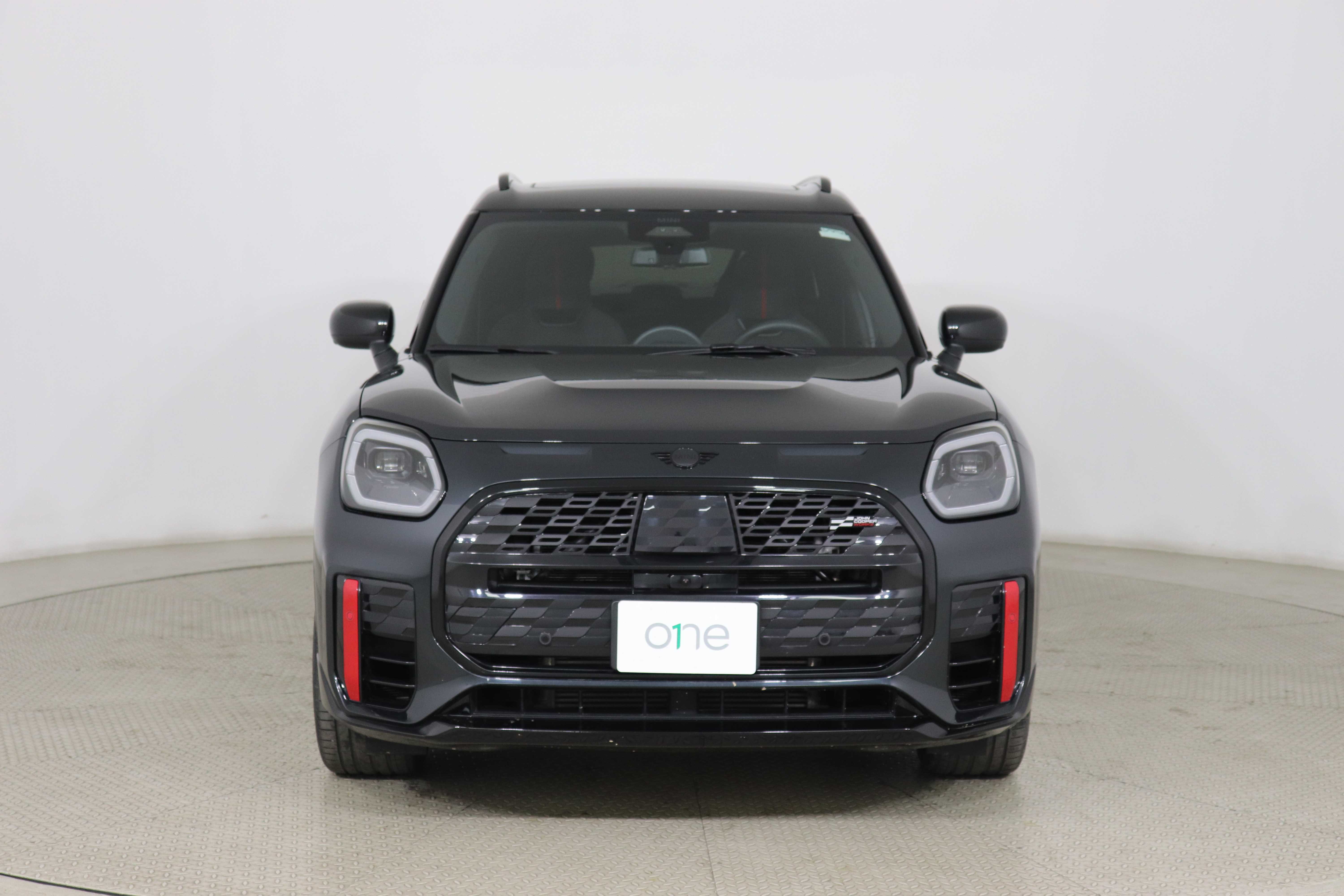 Mini Countryman - One Countryman