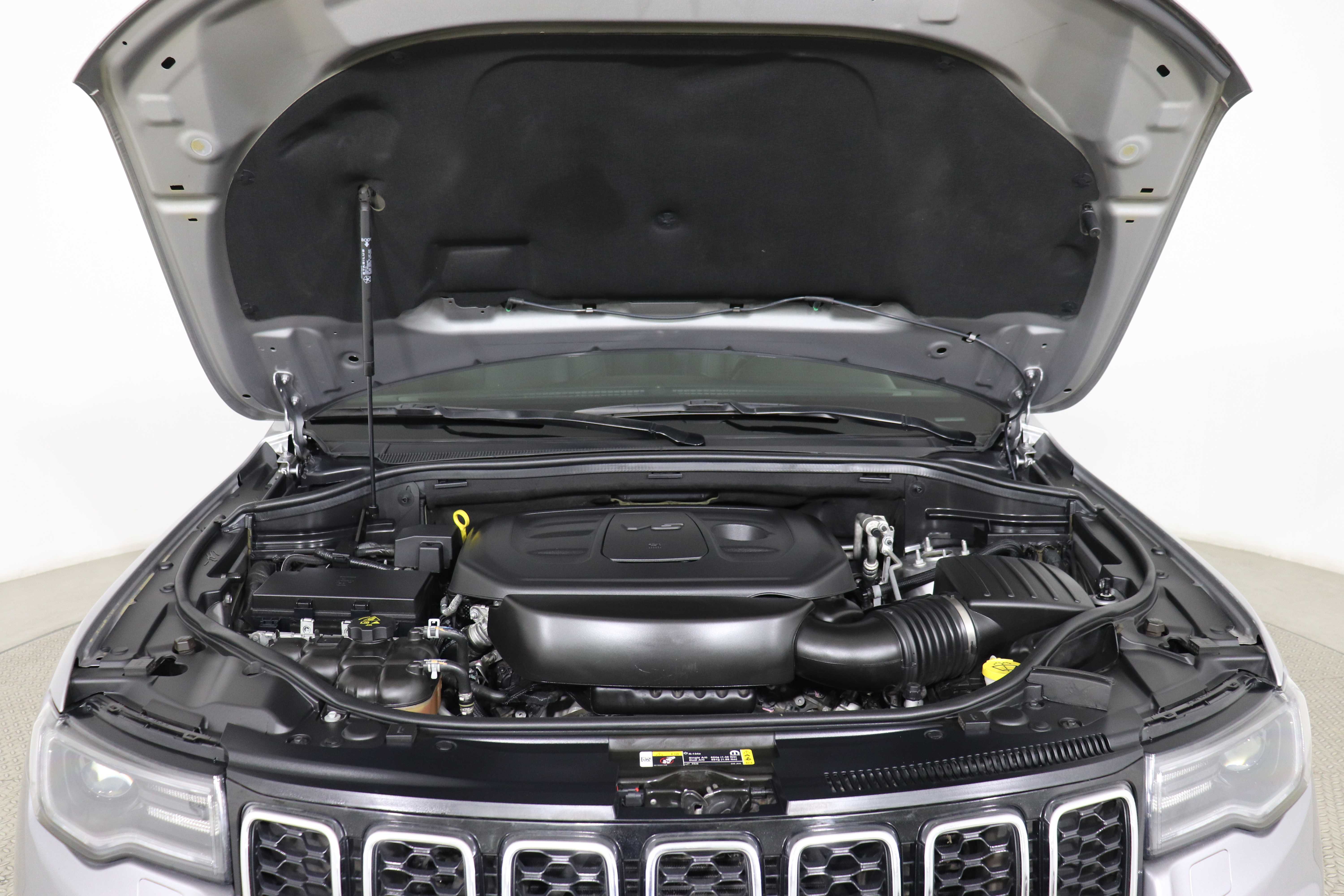 Jeep Grand Cherokee - One Grand Cherokee